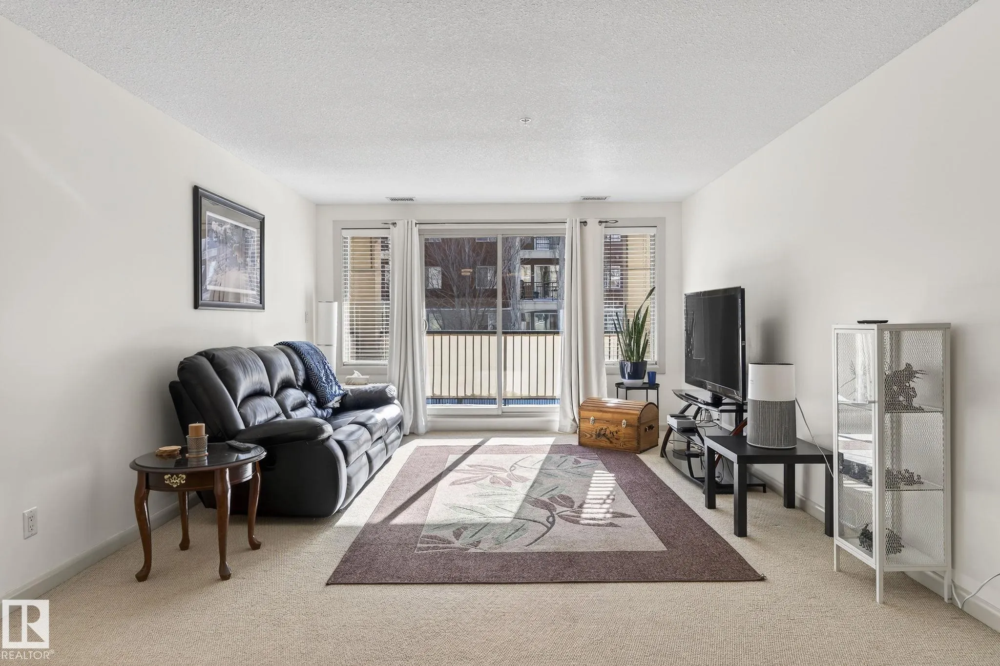 400 PALISADES Way