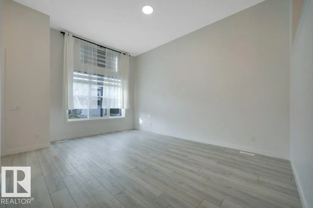 114 STONEHOUSE Way
