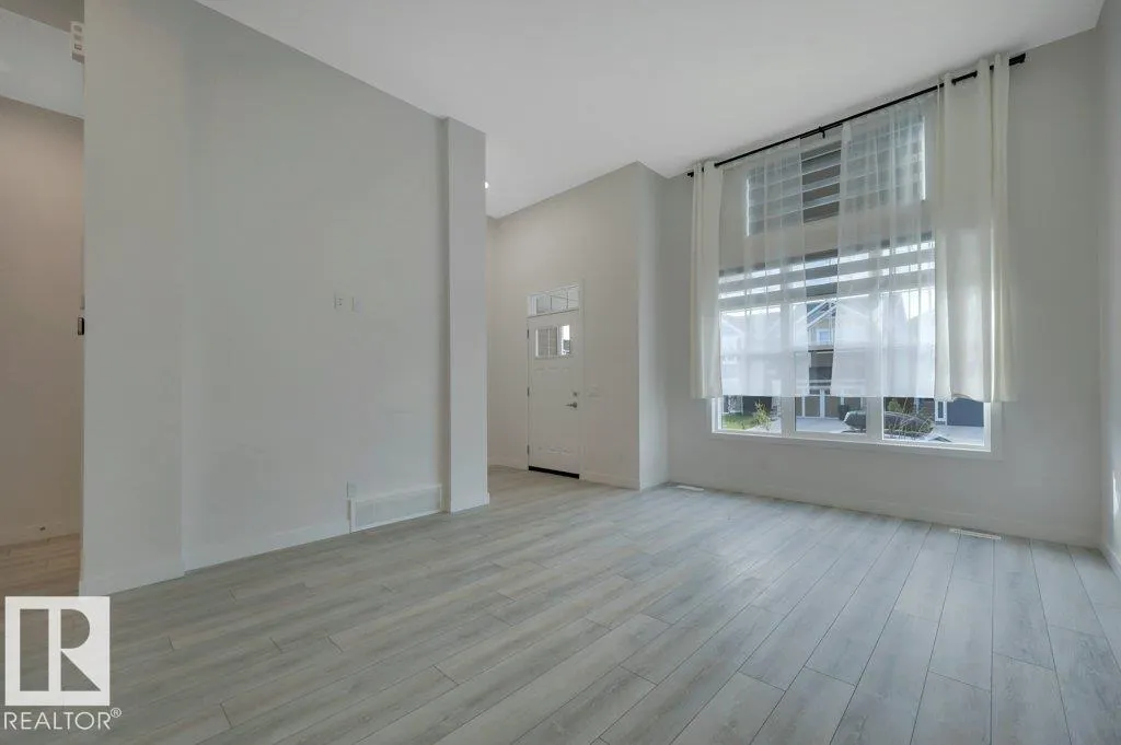 114 STONEHOUSE Way