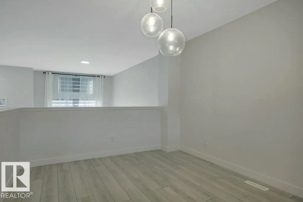 114 STONEHOUSE Way
