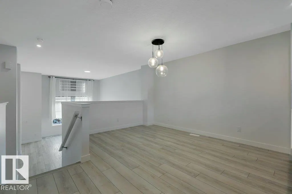 114 STONEHOUSE Way