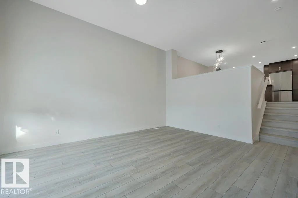 114 STONEHOUSE Way