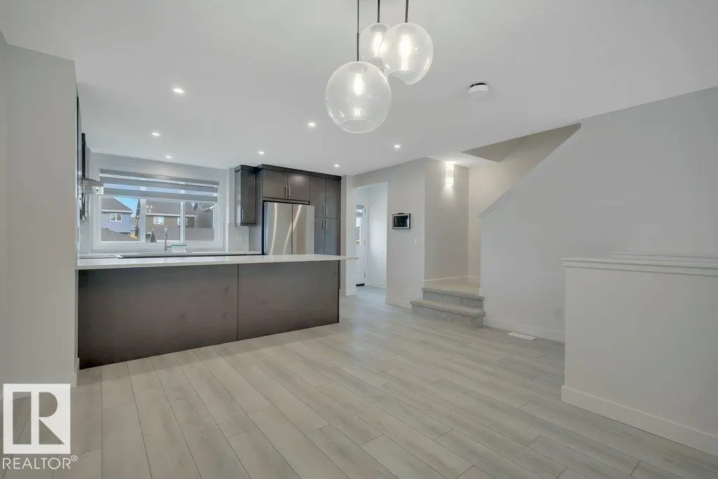 114 STONEHOUSE Way
