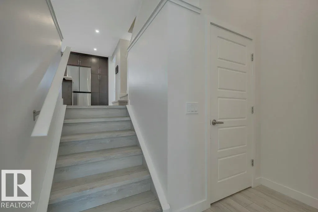 114 STONEHOUSE Way