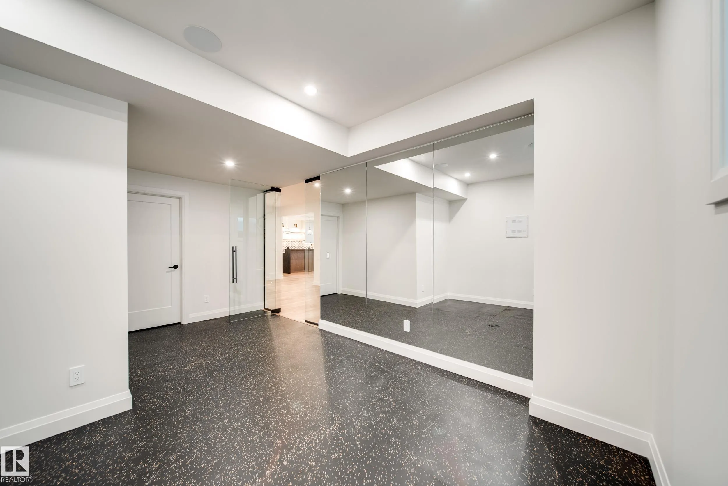 5605 CAUTLEY Cove