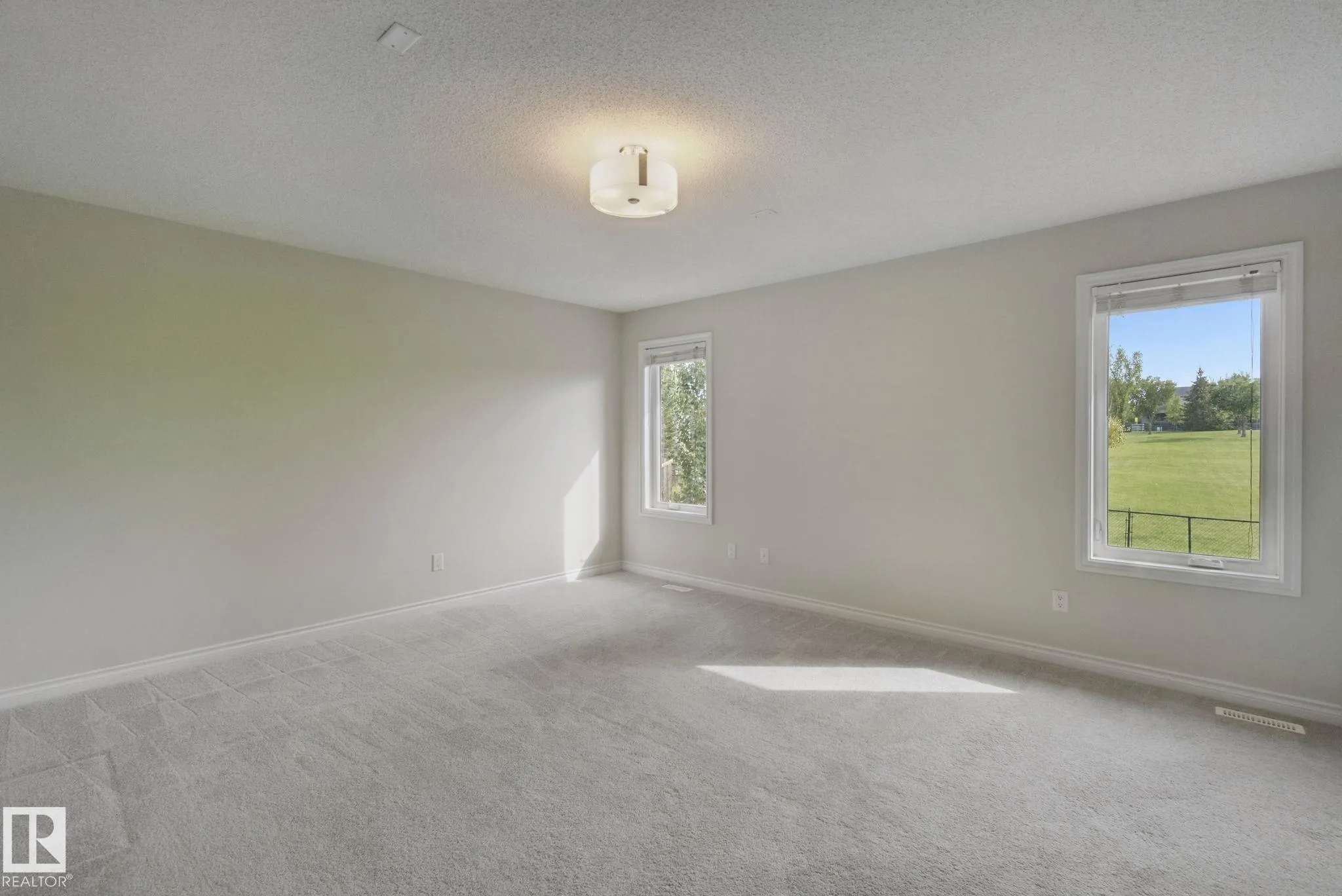 51 VIVIAN Way