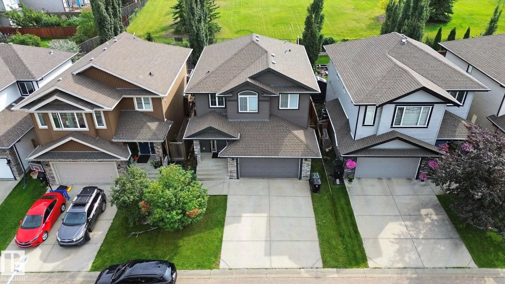 51 VIVIAN Way