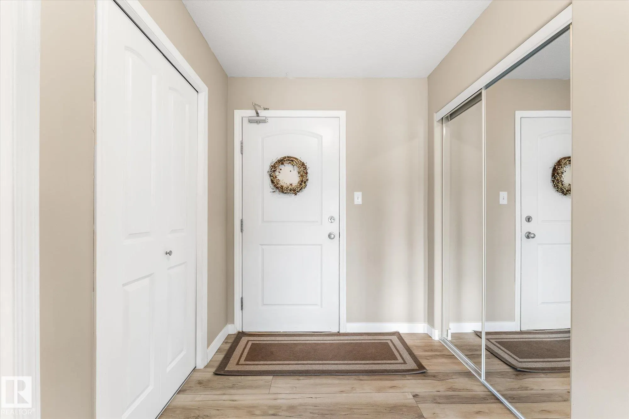 50 WOODSMERE Close