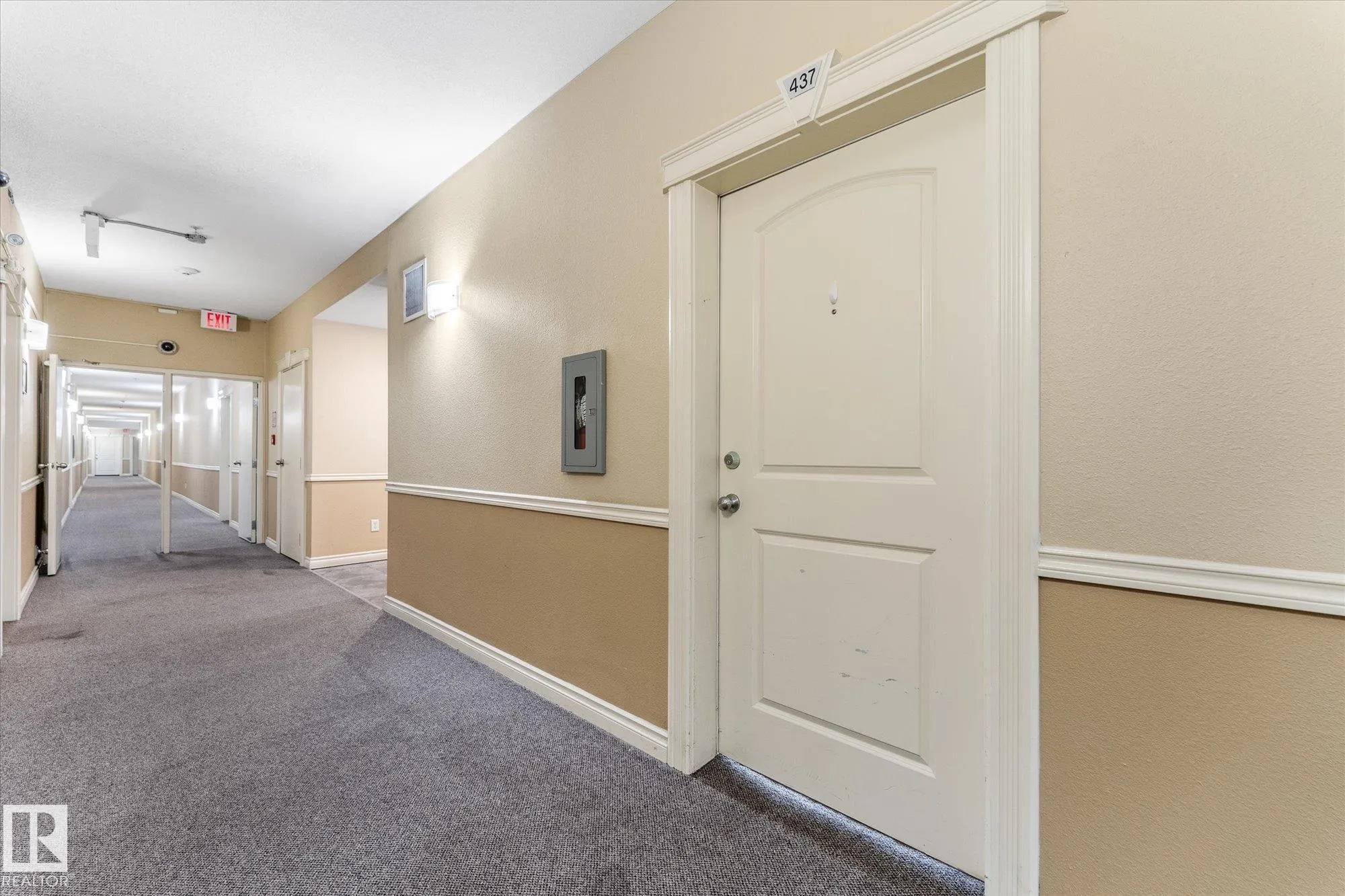 50 WOODSMERE Close