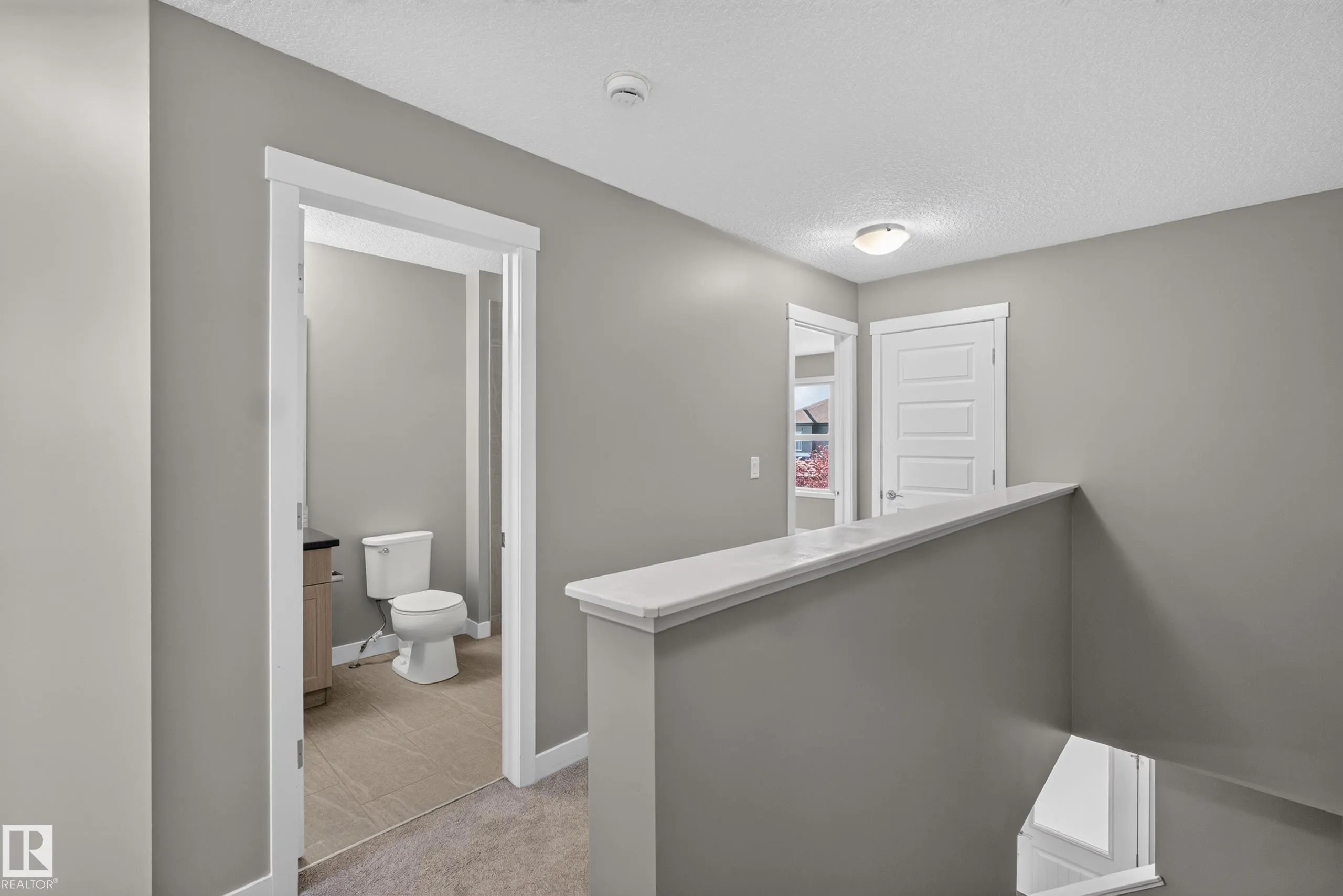 30 GREENBURY Close