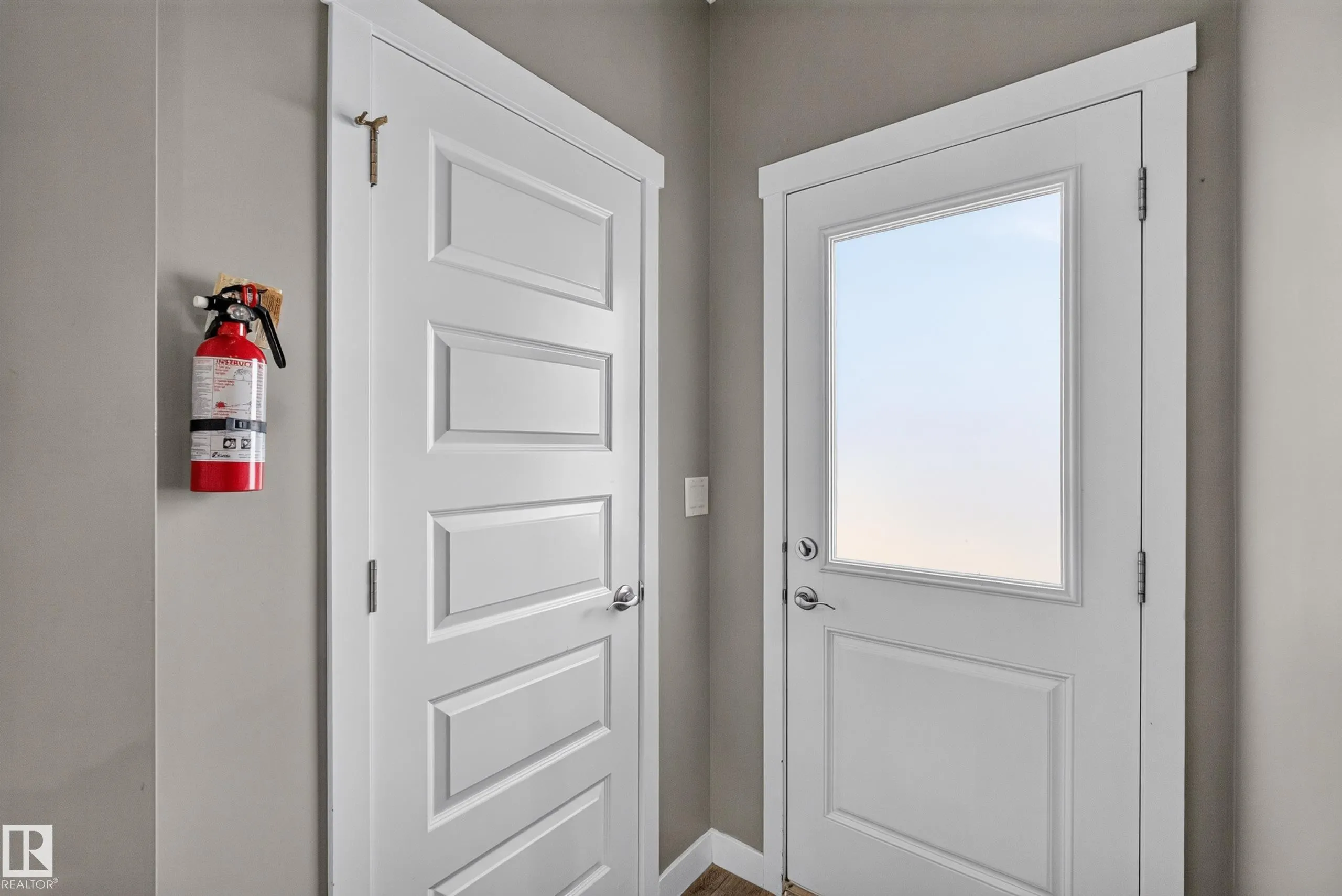 30 GREENBURY Close