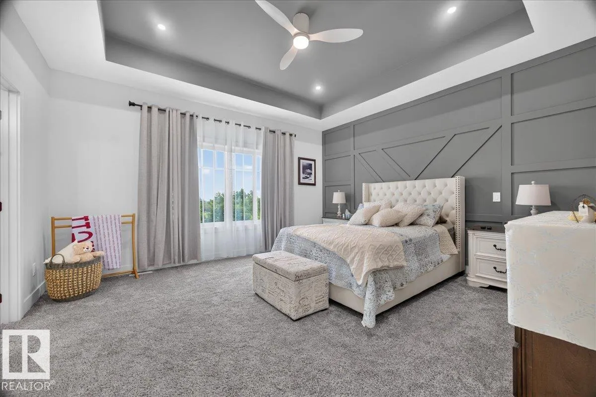 129 STARLING Way