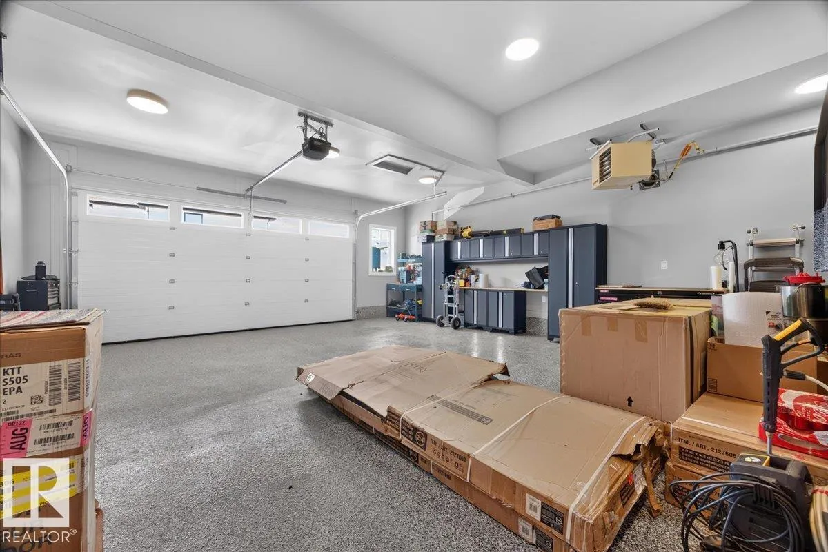 129 STARLING Way