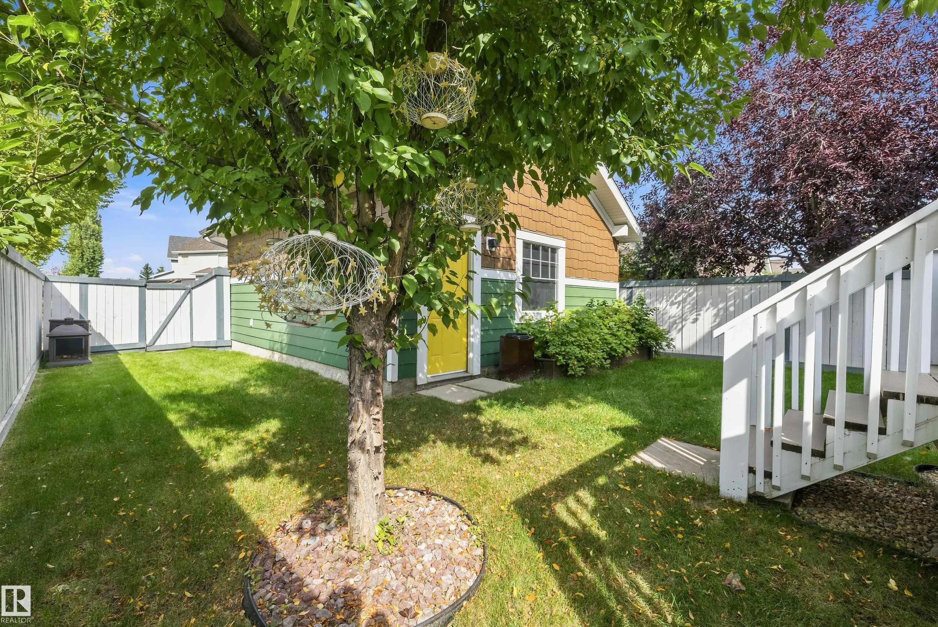 8220 SUMMERSIDE GRANDE Boulevard