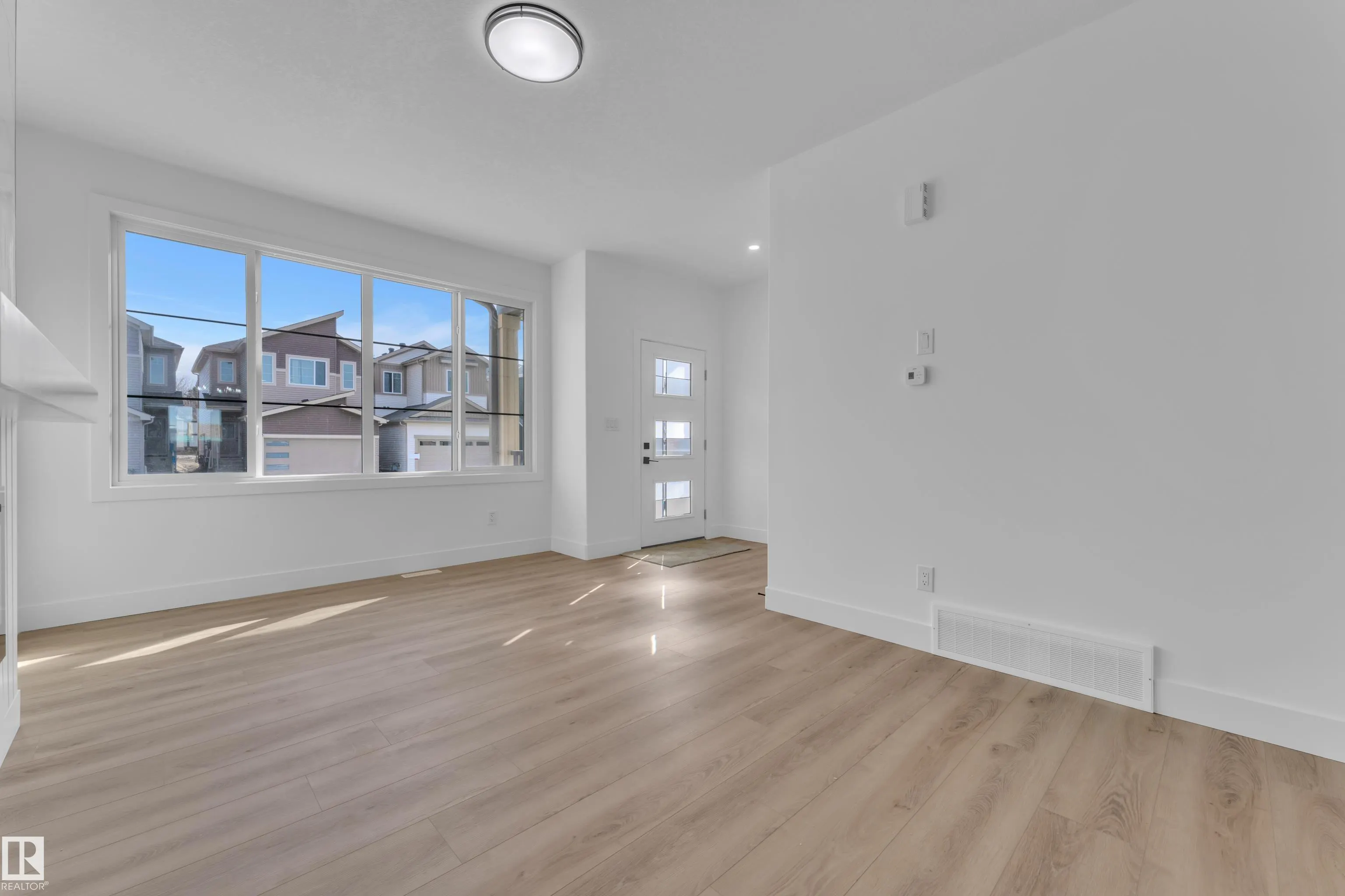 285 Munn Way