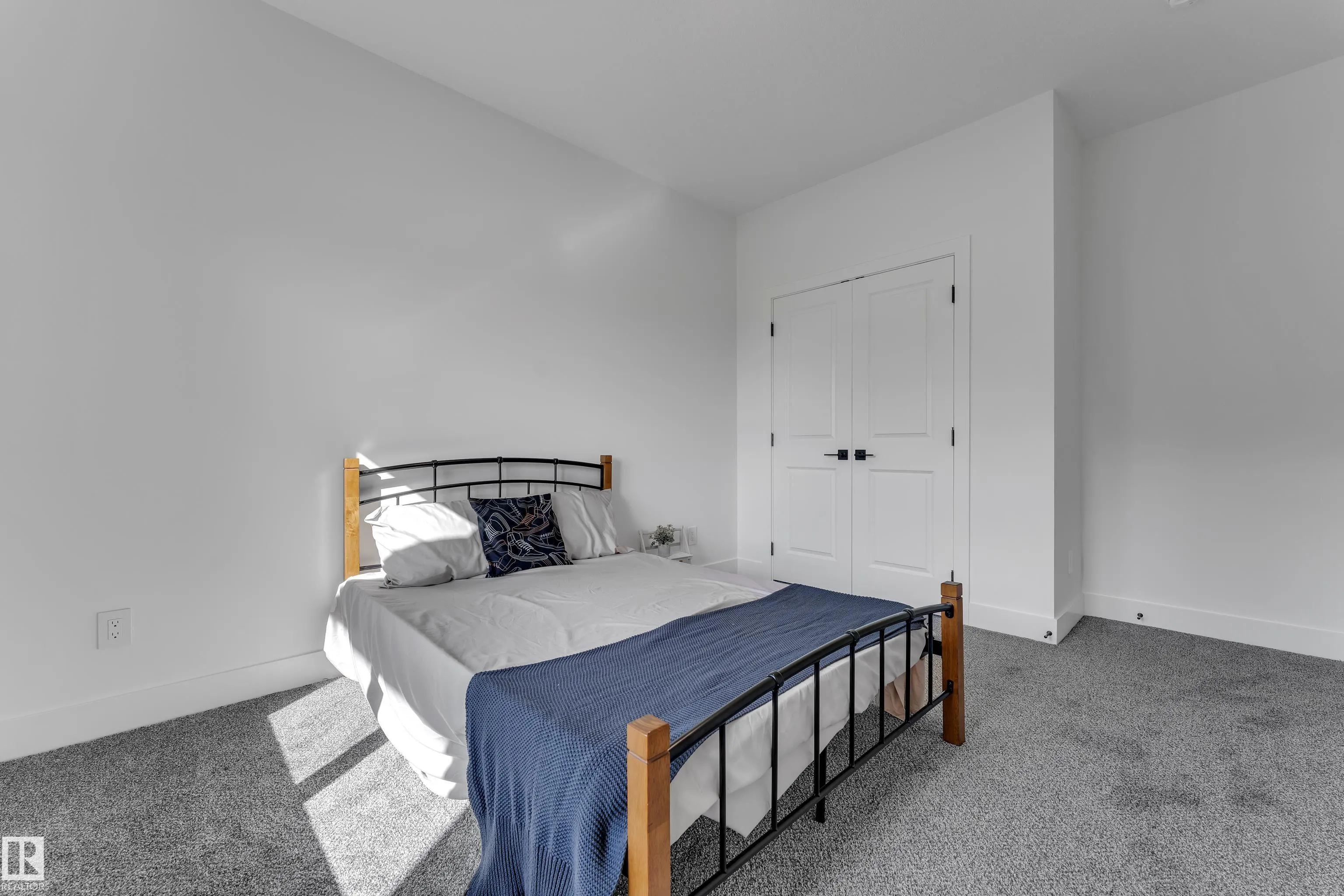 259 Linden Loop