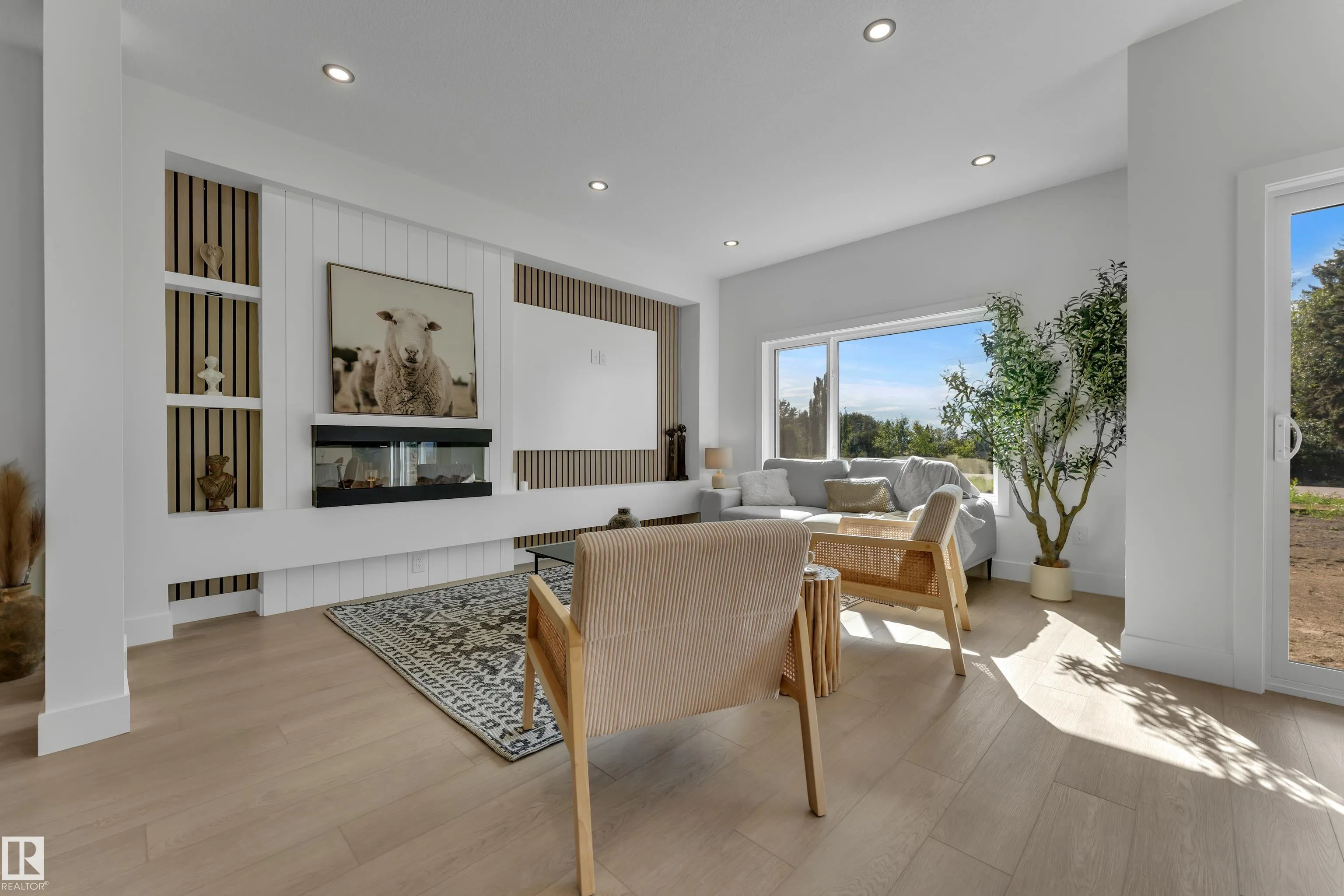 259 Linden Loop