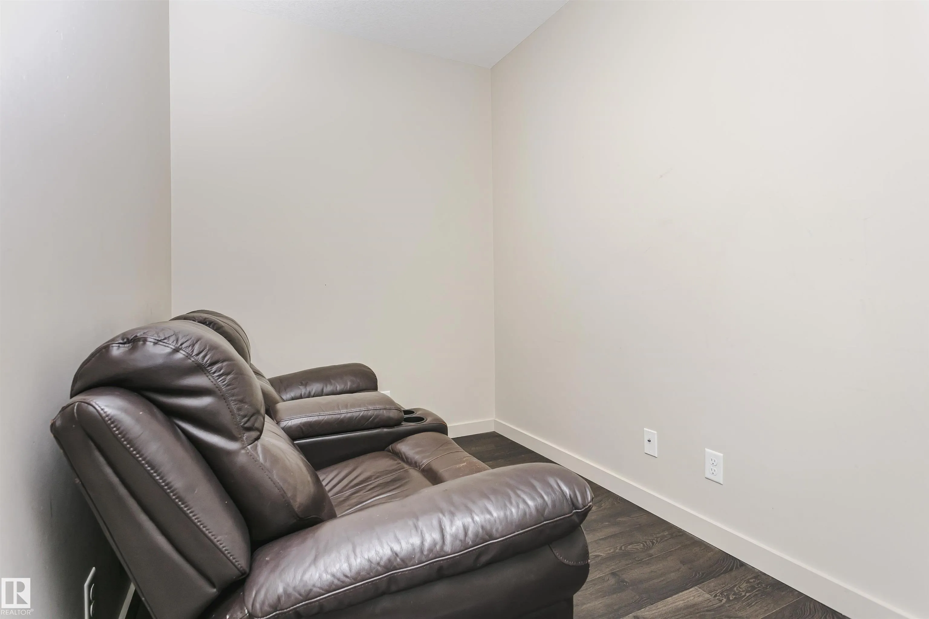 304 AMBLESIDE LINK