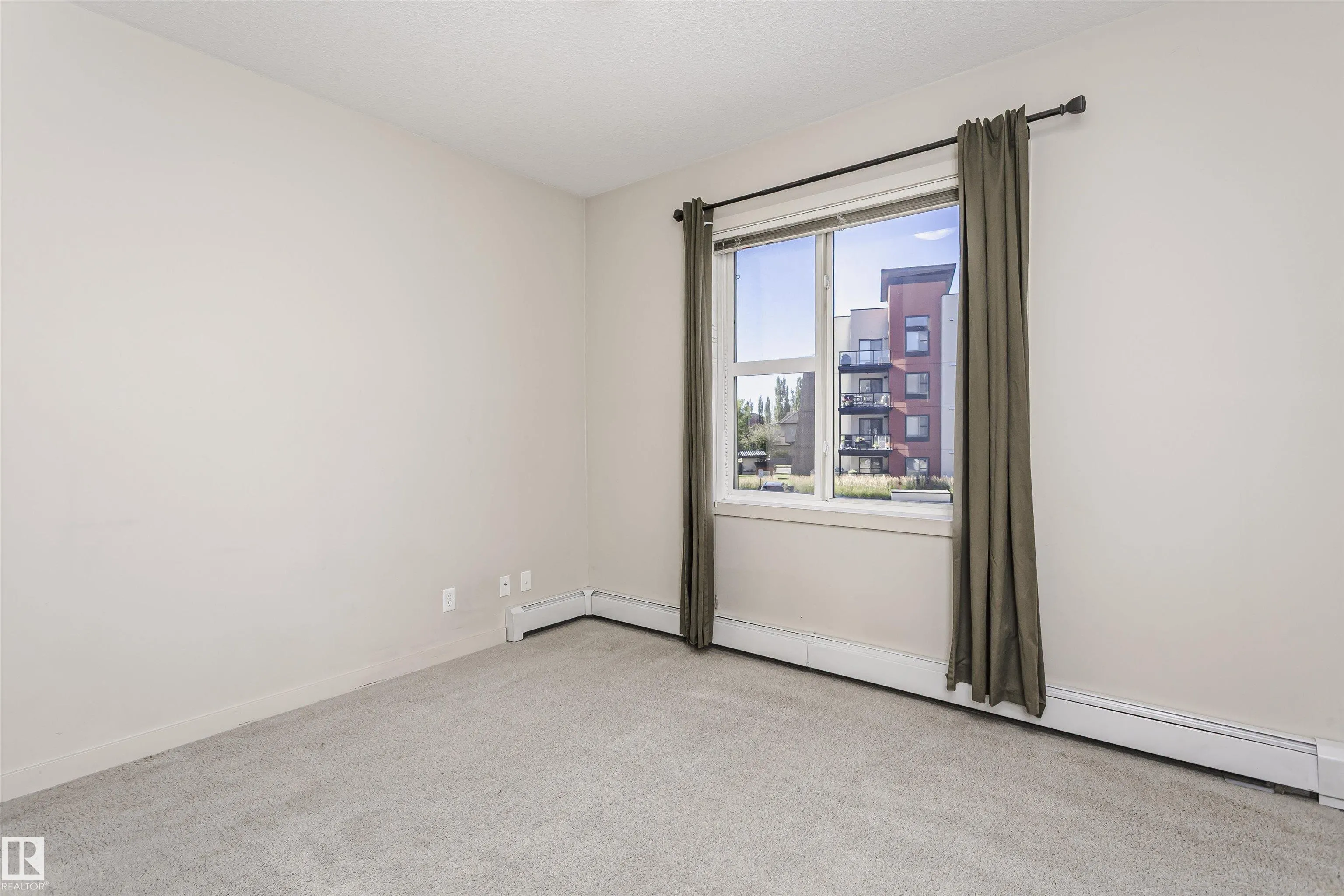304 AMBLESIDE LINK