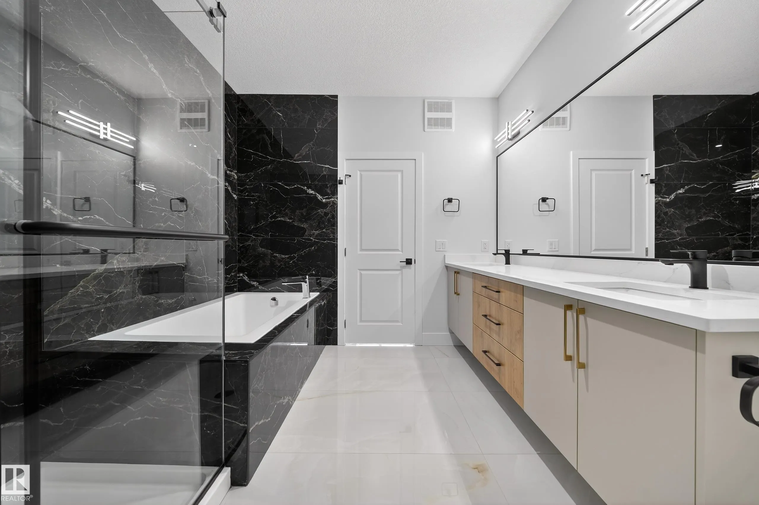 461 Crystal creek Link