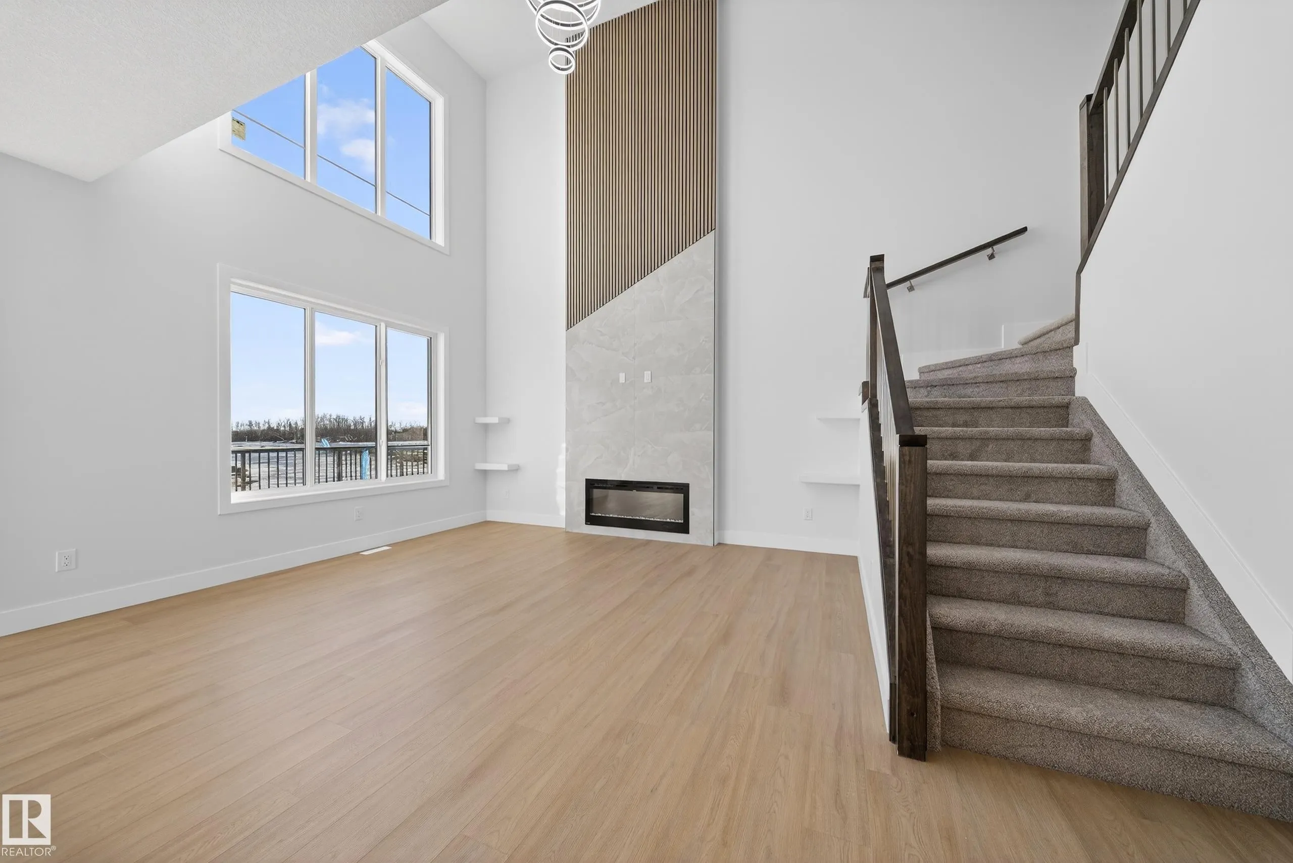 461 Crystal creek Link