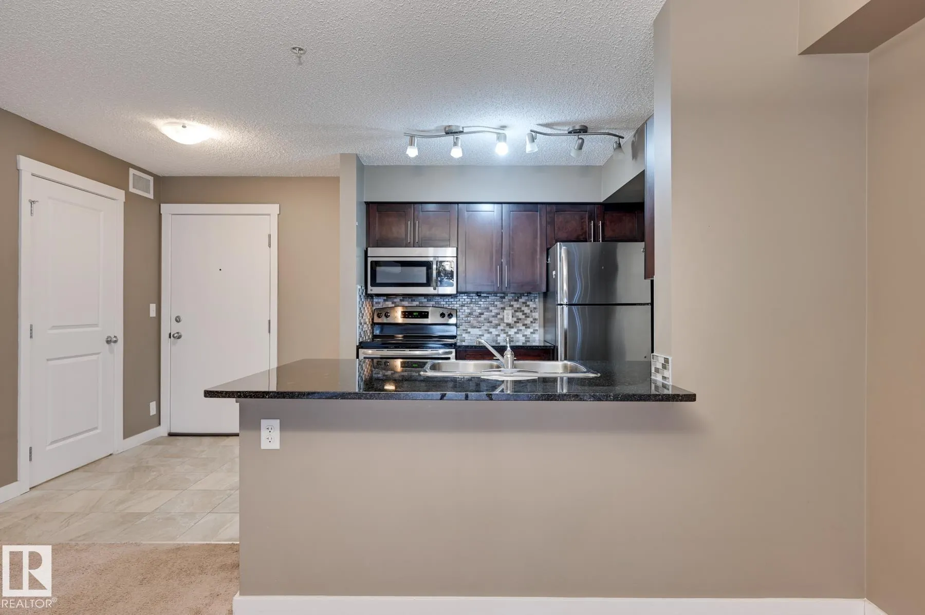3211 JAMES MOWATT Trail