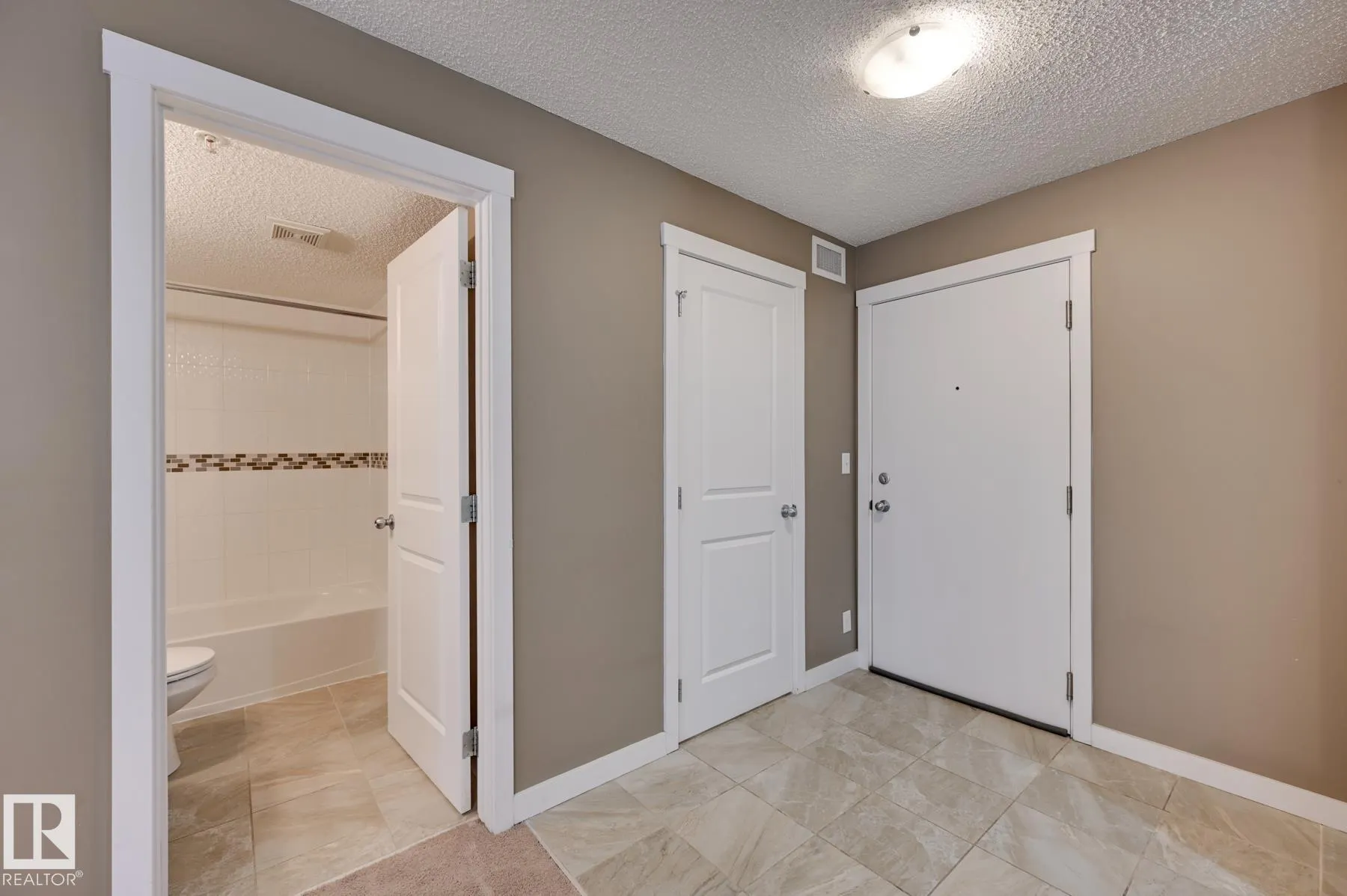 3211 JAMES MOWATT Trail