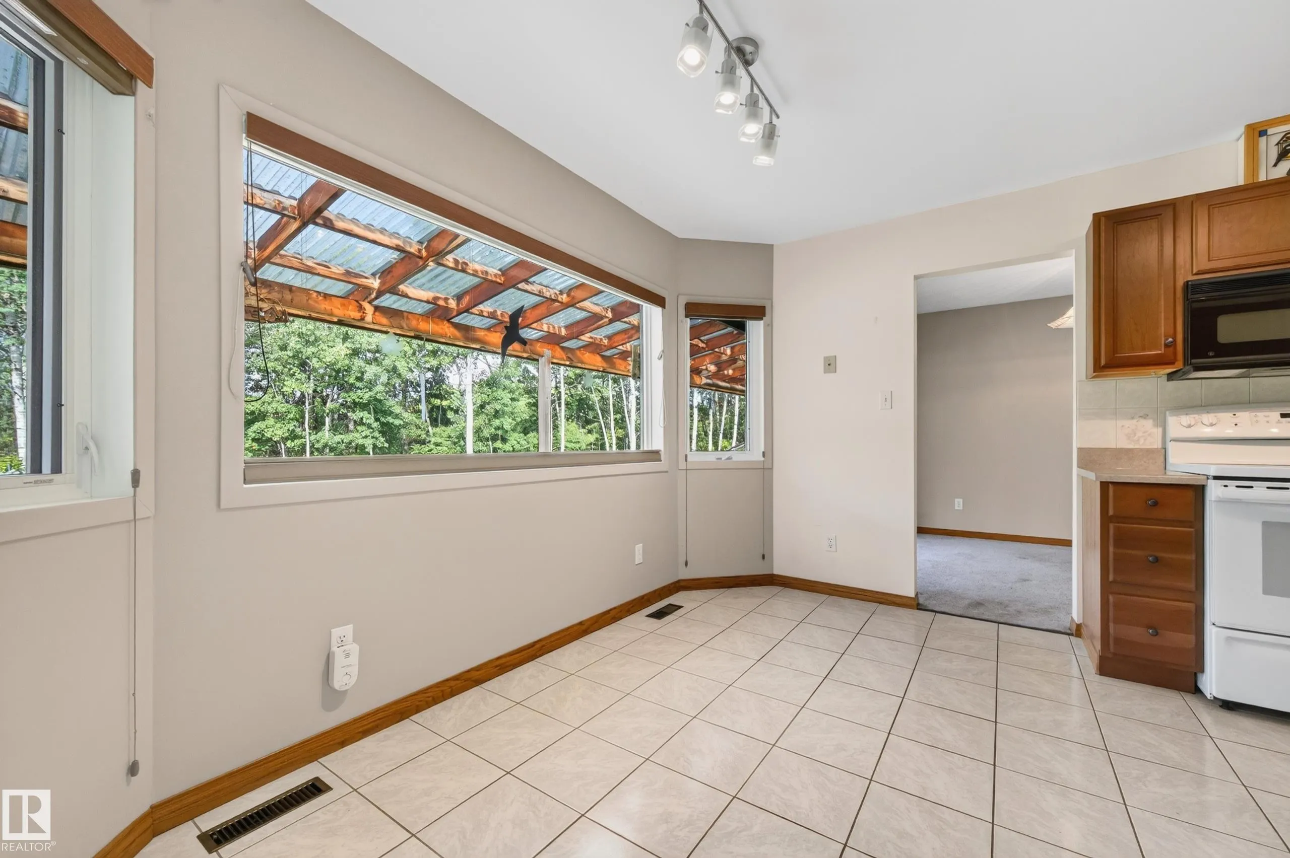 52063 RGE ROAD 225