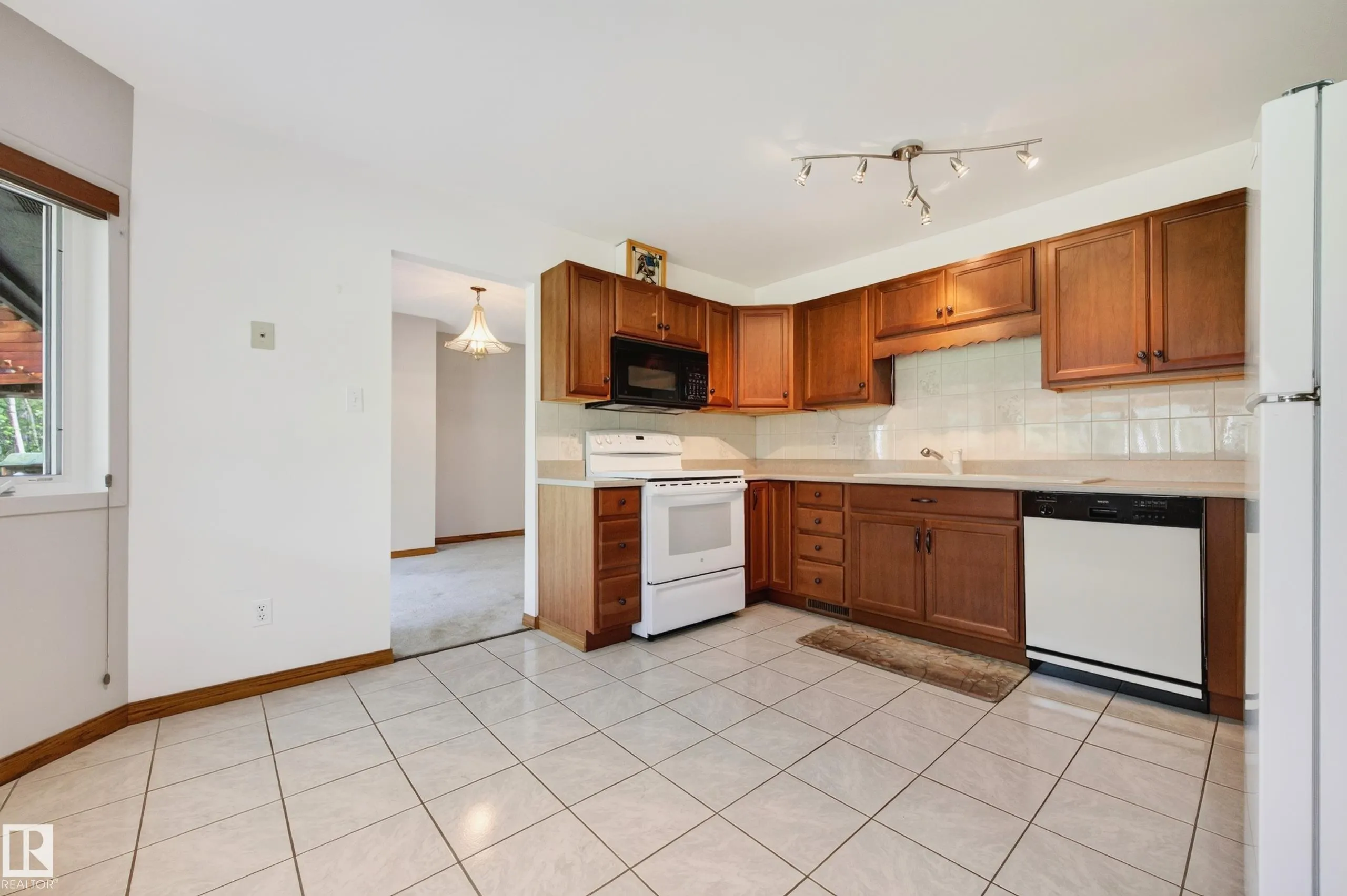 52063 RGE ROAD 225