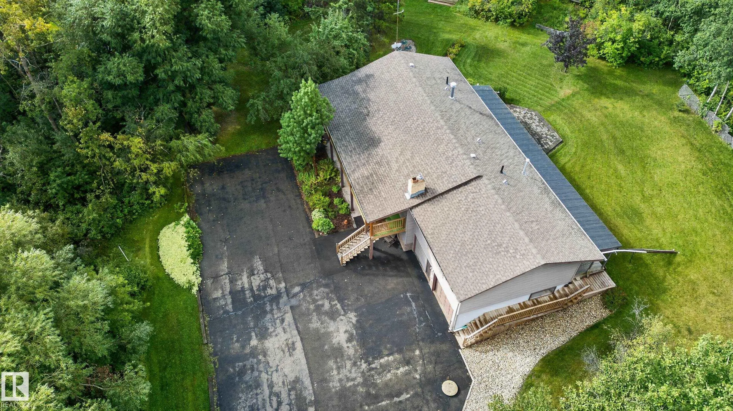 52063 RGE ROAD 225