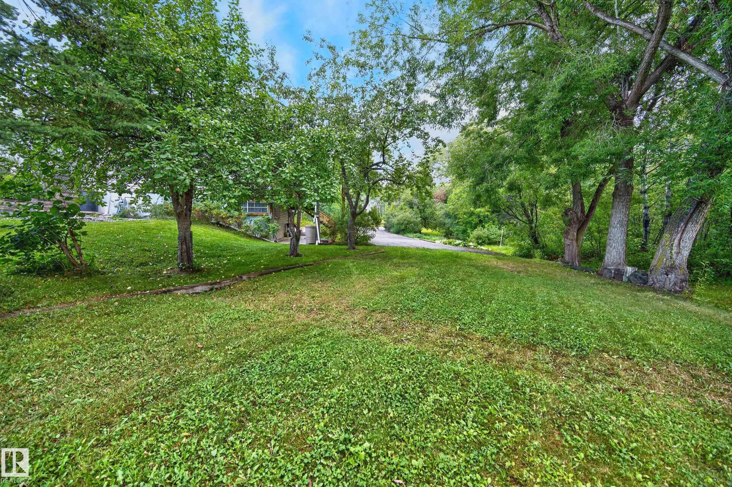 52063 RGE ROAD 225