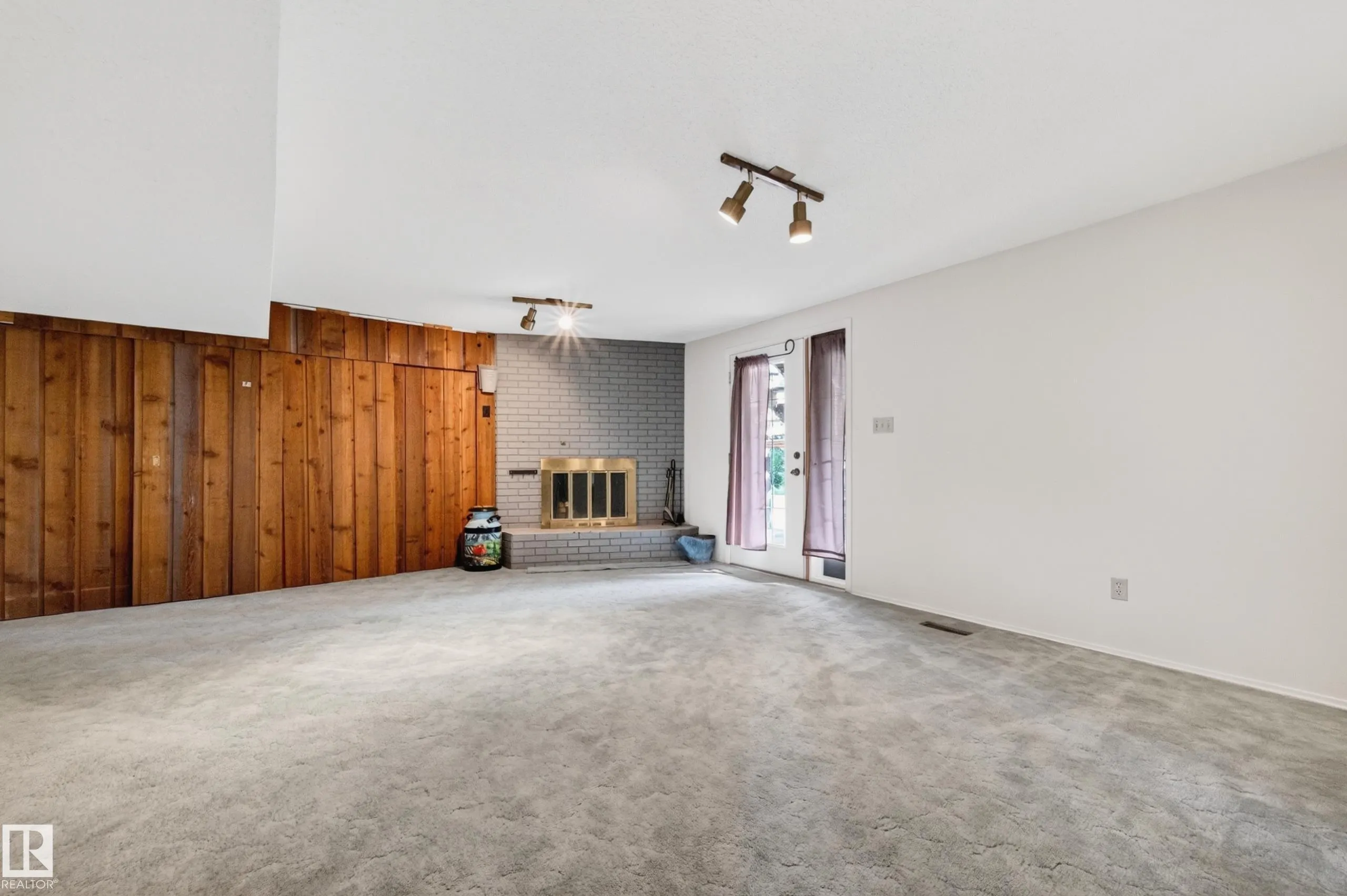 52063 RGE ROAD 225