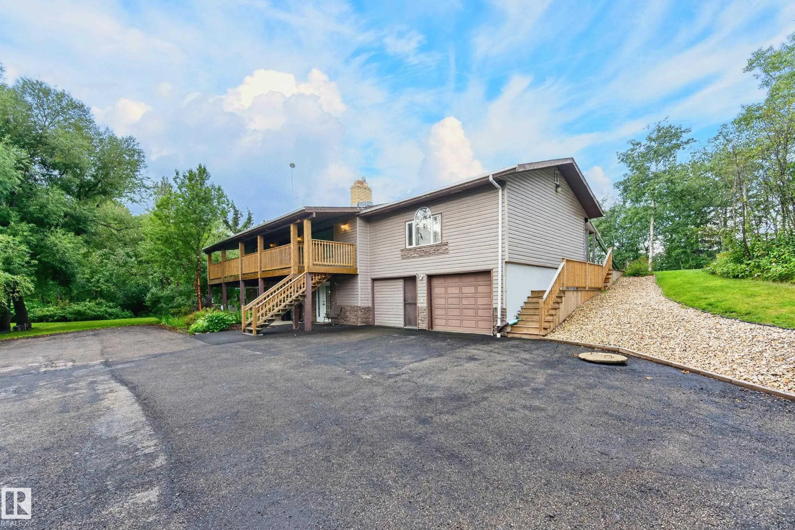 52063 RGE ROAD 225