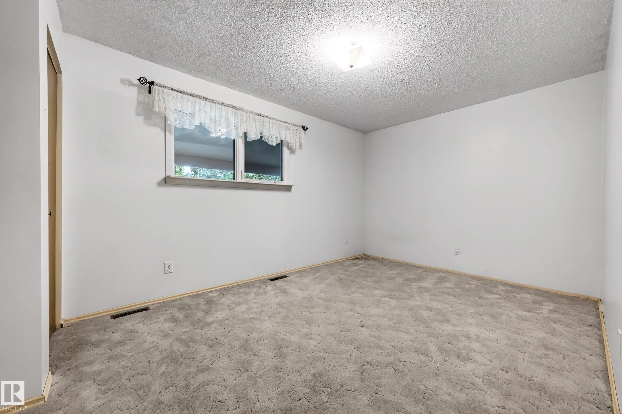 52063 RGE ROAD 225