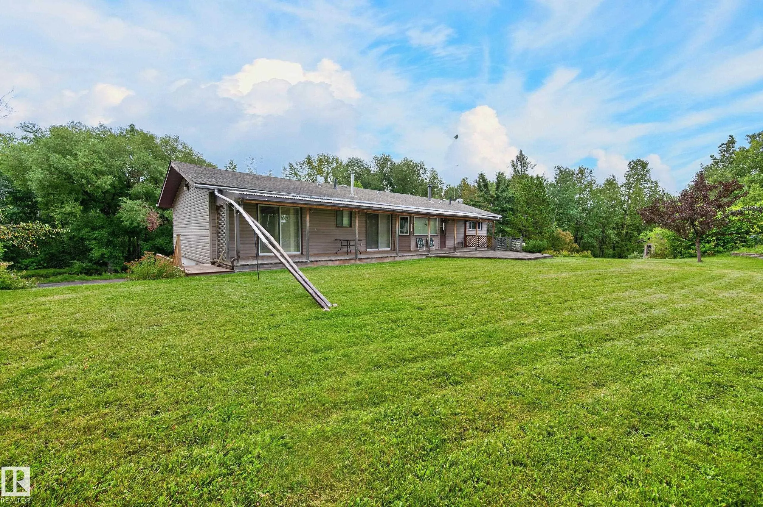 52063 RGE ROAD 225