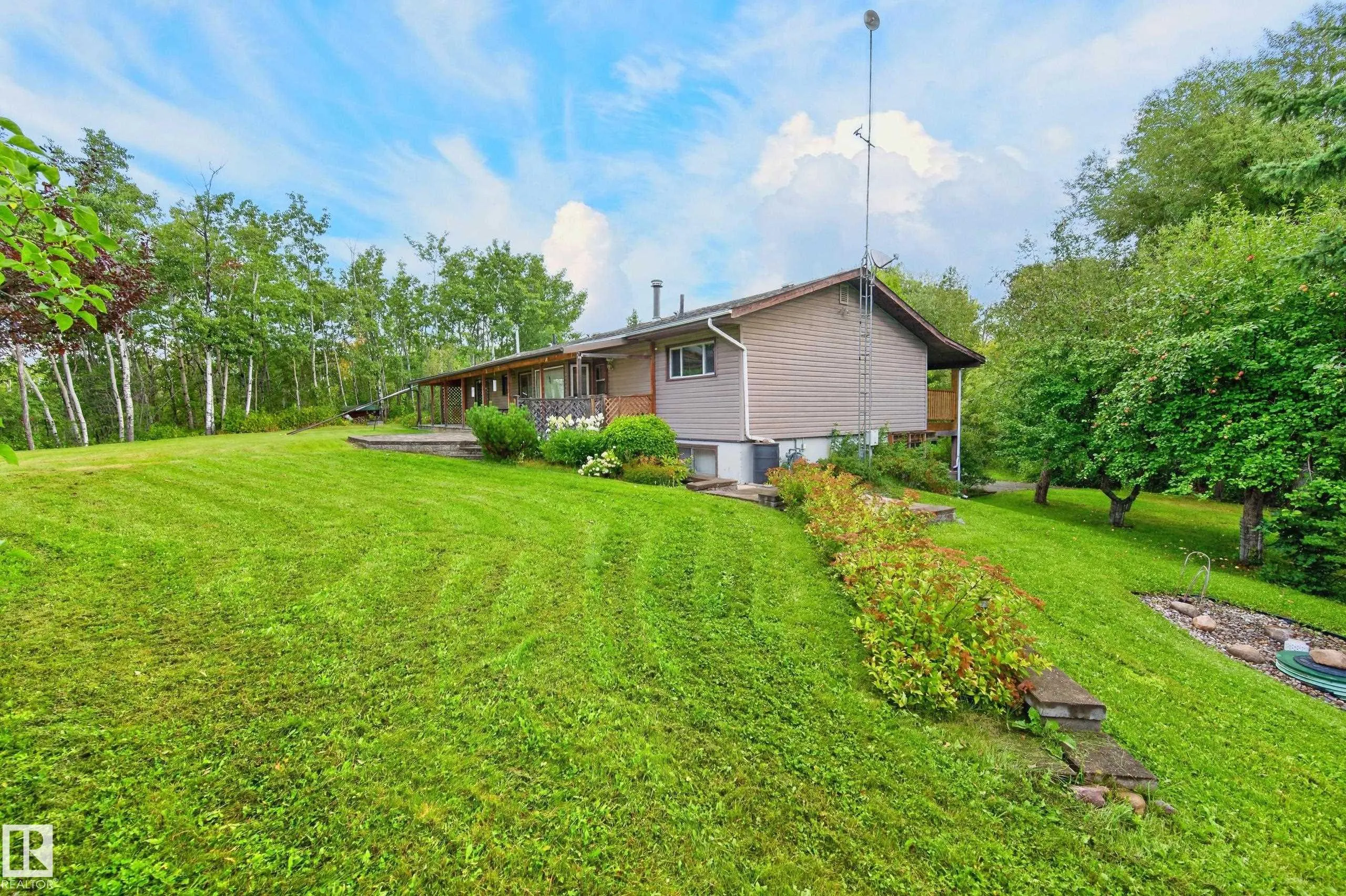 52063 RGE ROAD 225