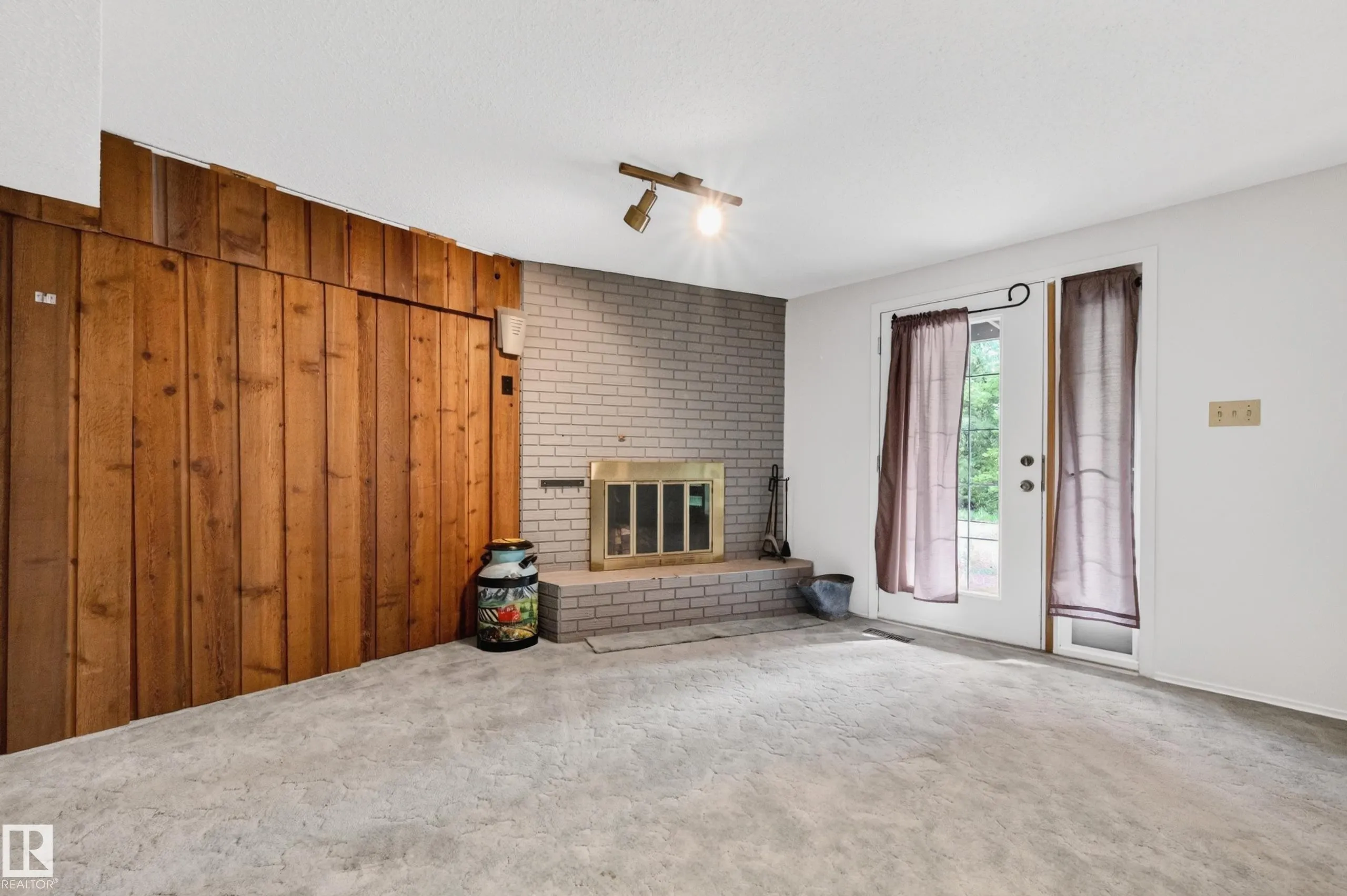 52063 RGE ROAD 225