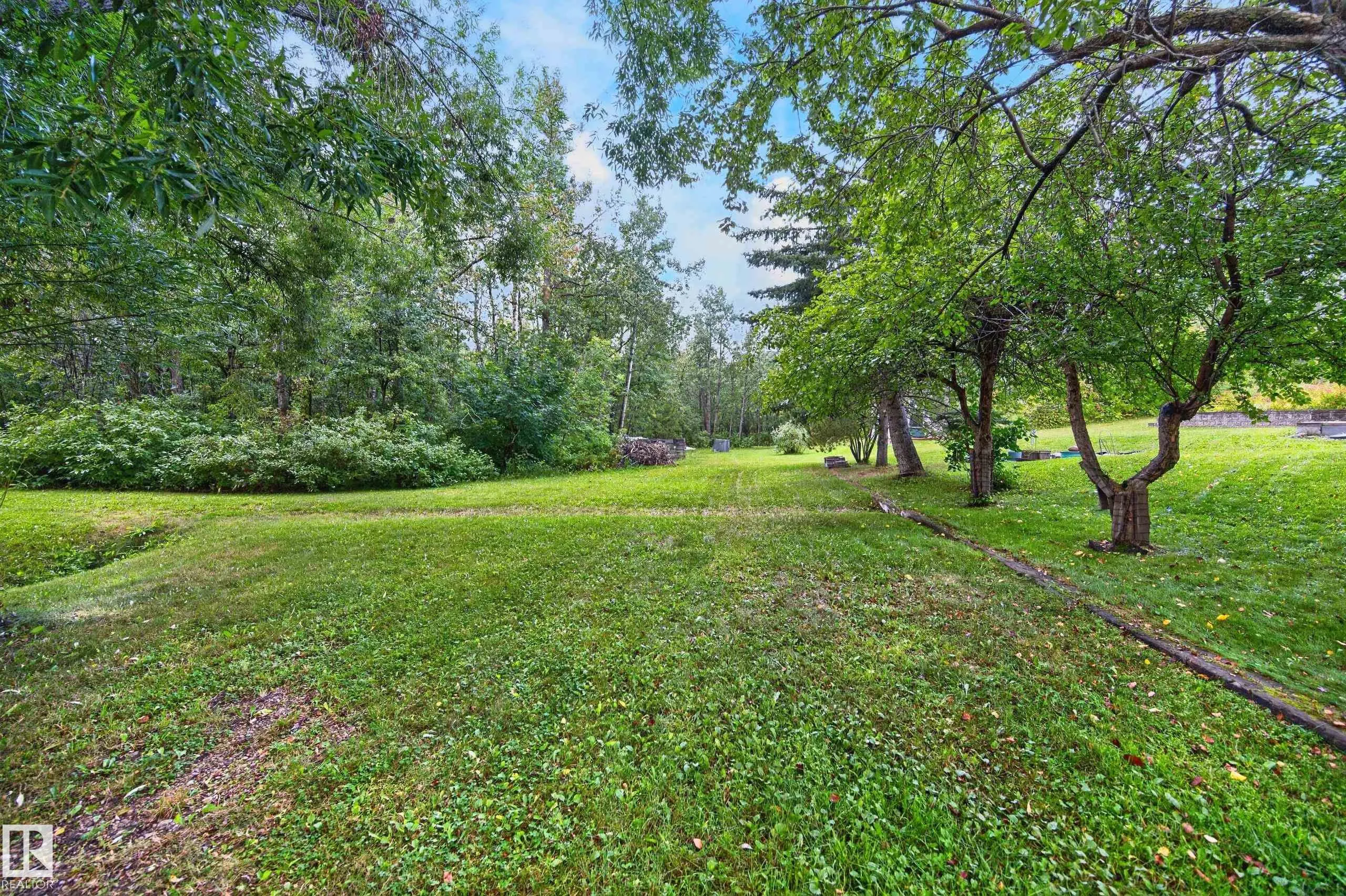 52063 RGE ROAD 225