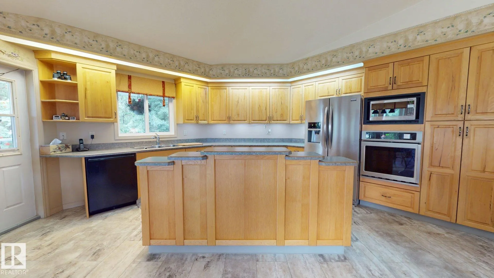 153 62036 Township Rd 462