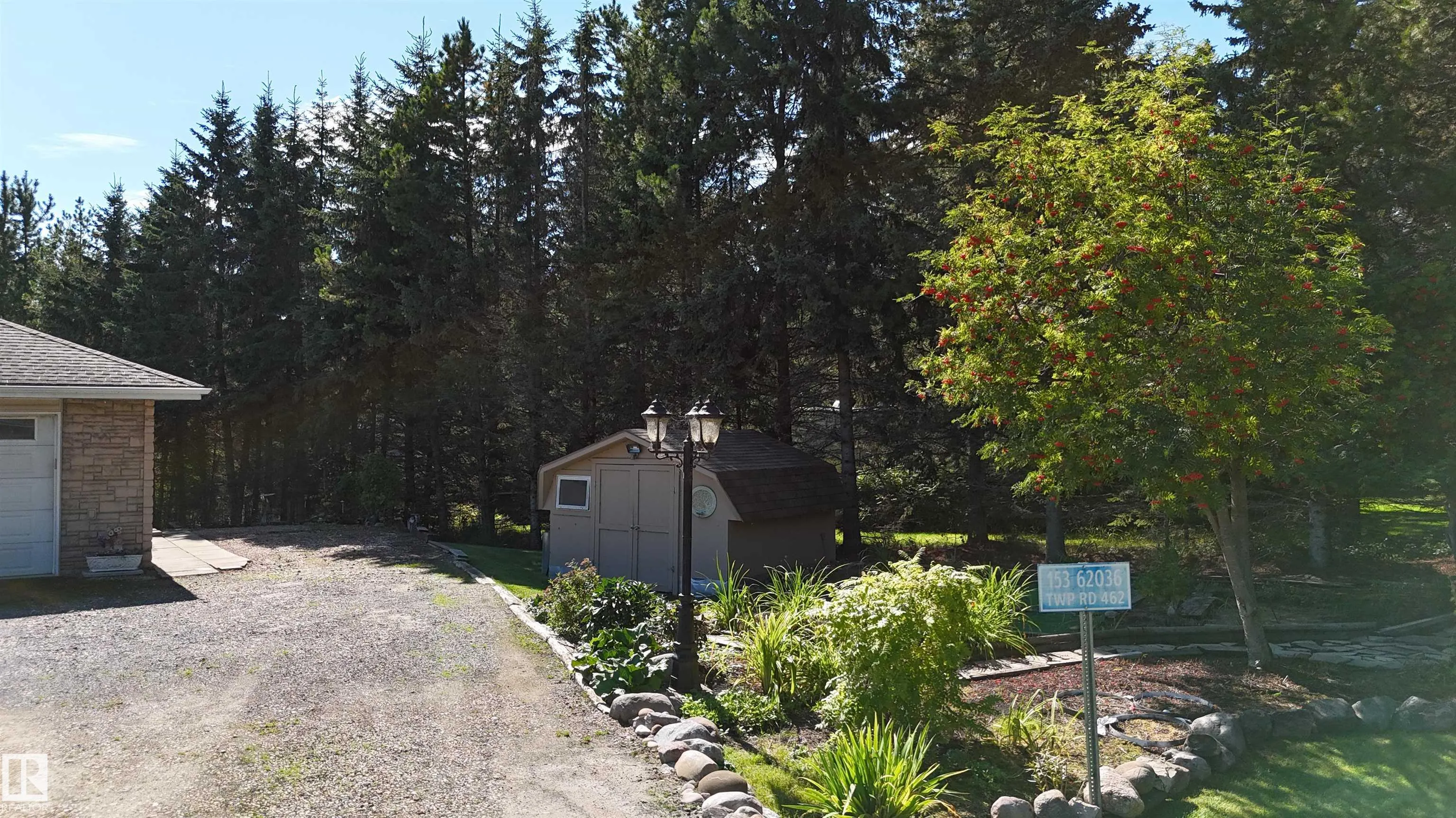 153 62036 Township Rd 462