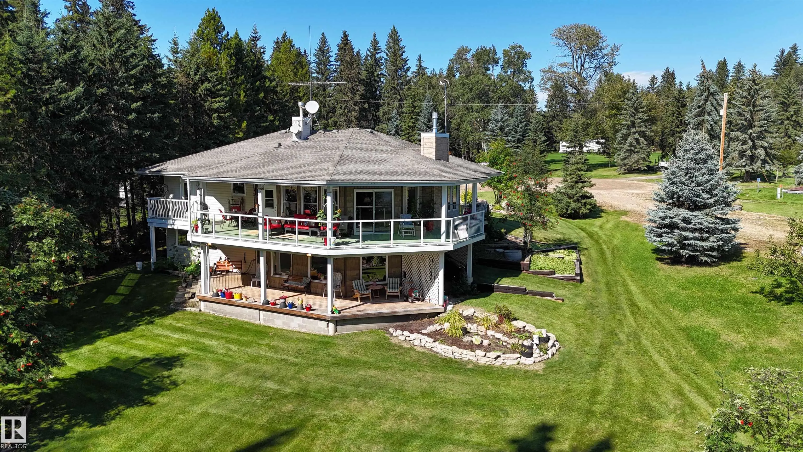 153 62036 Township Rd 462
