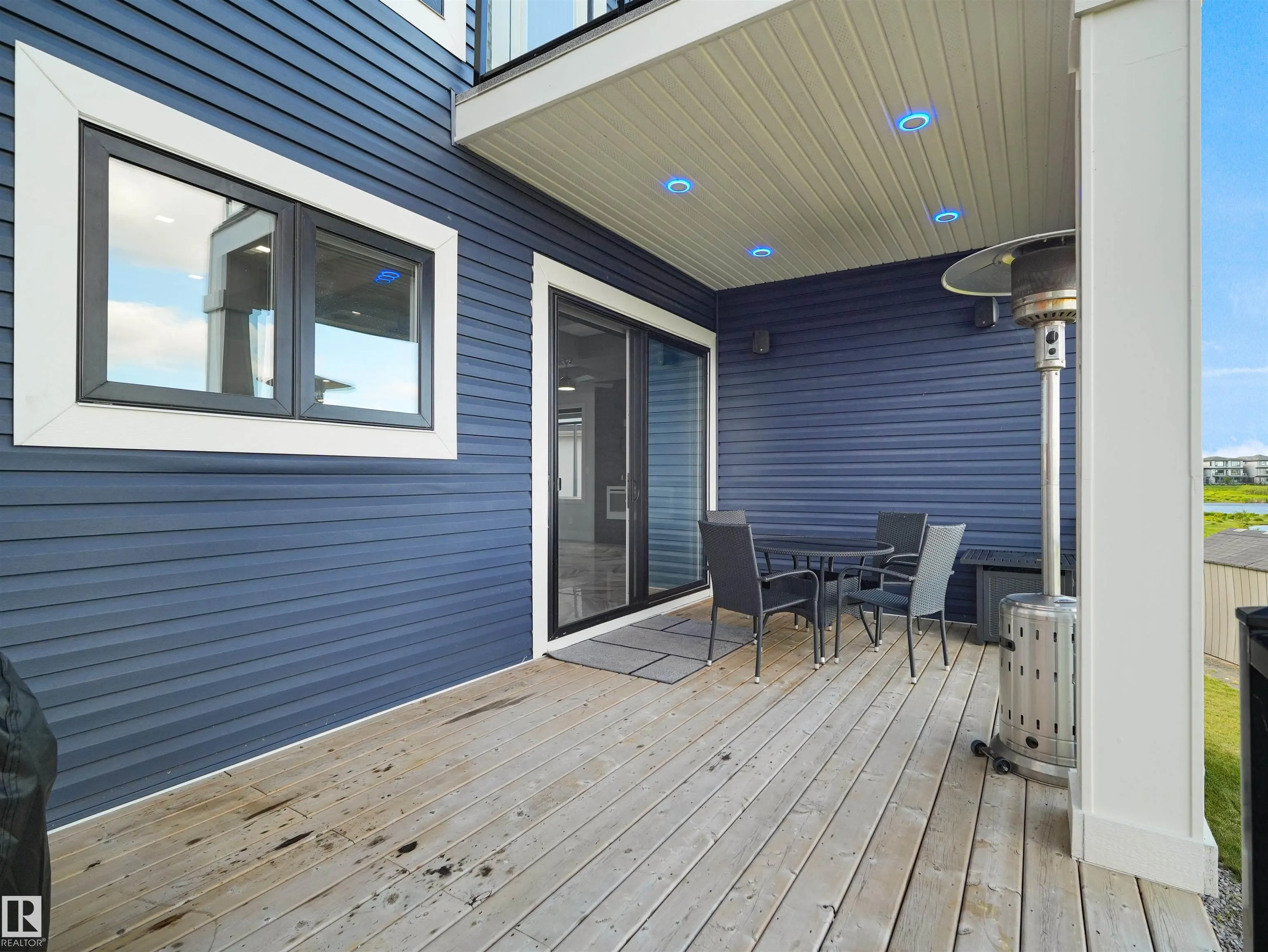 1808 20 Avenue