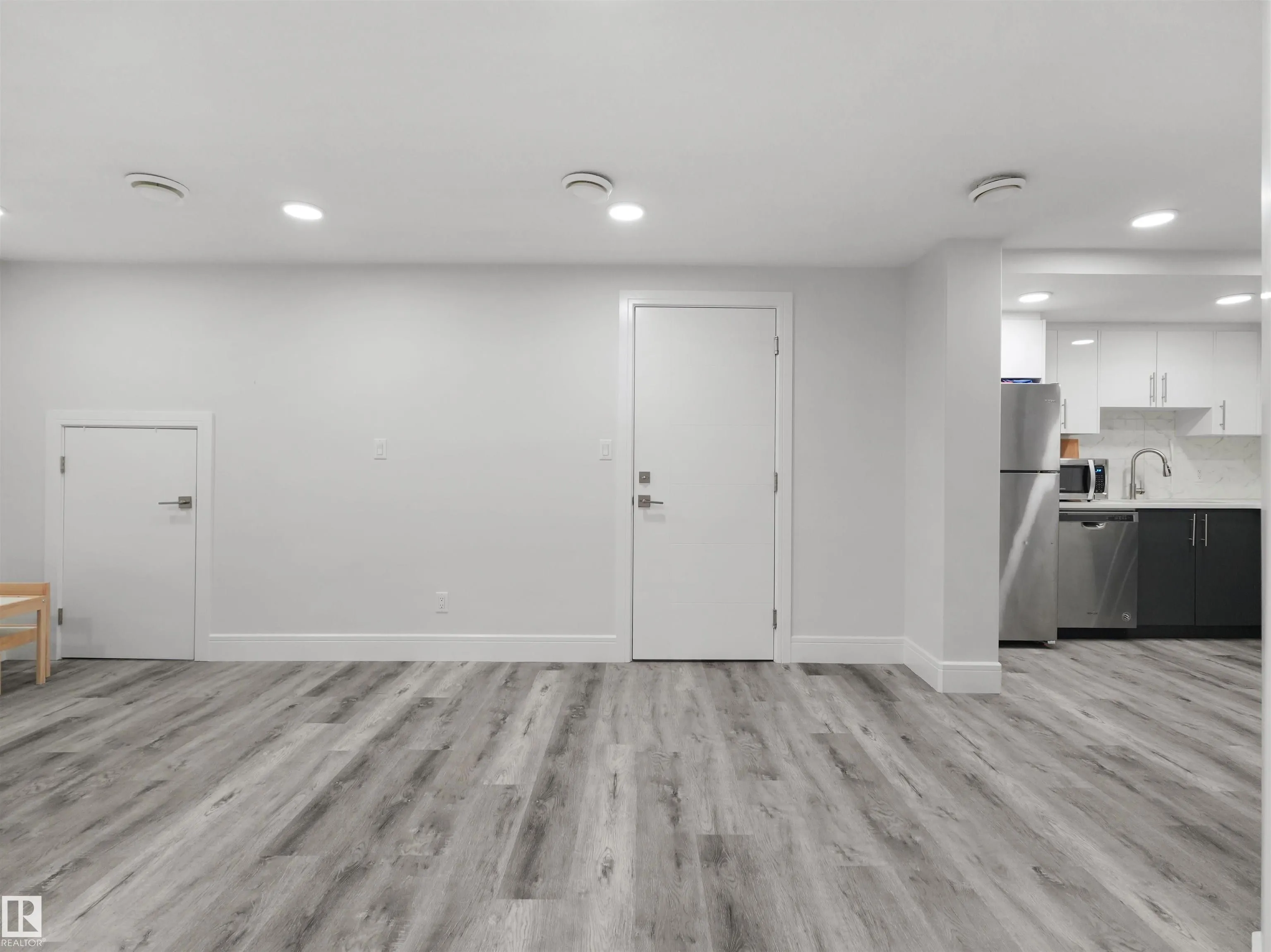 1808 20 Avenue