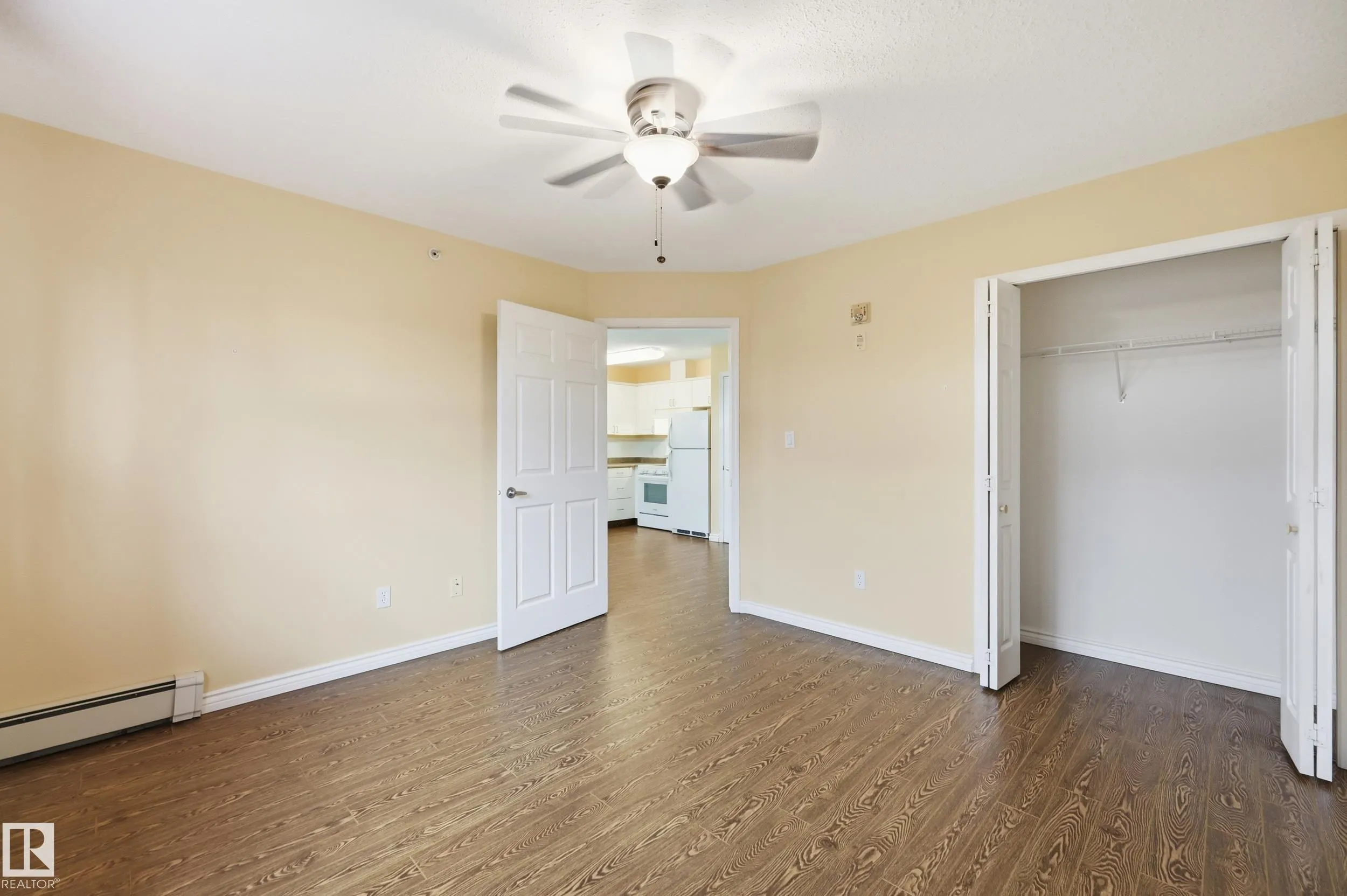 8802 Southfort Drive