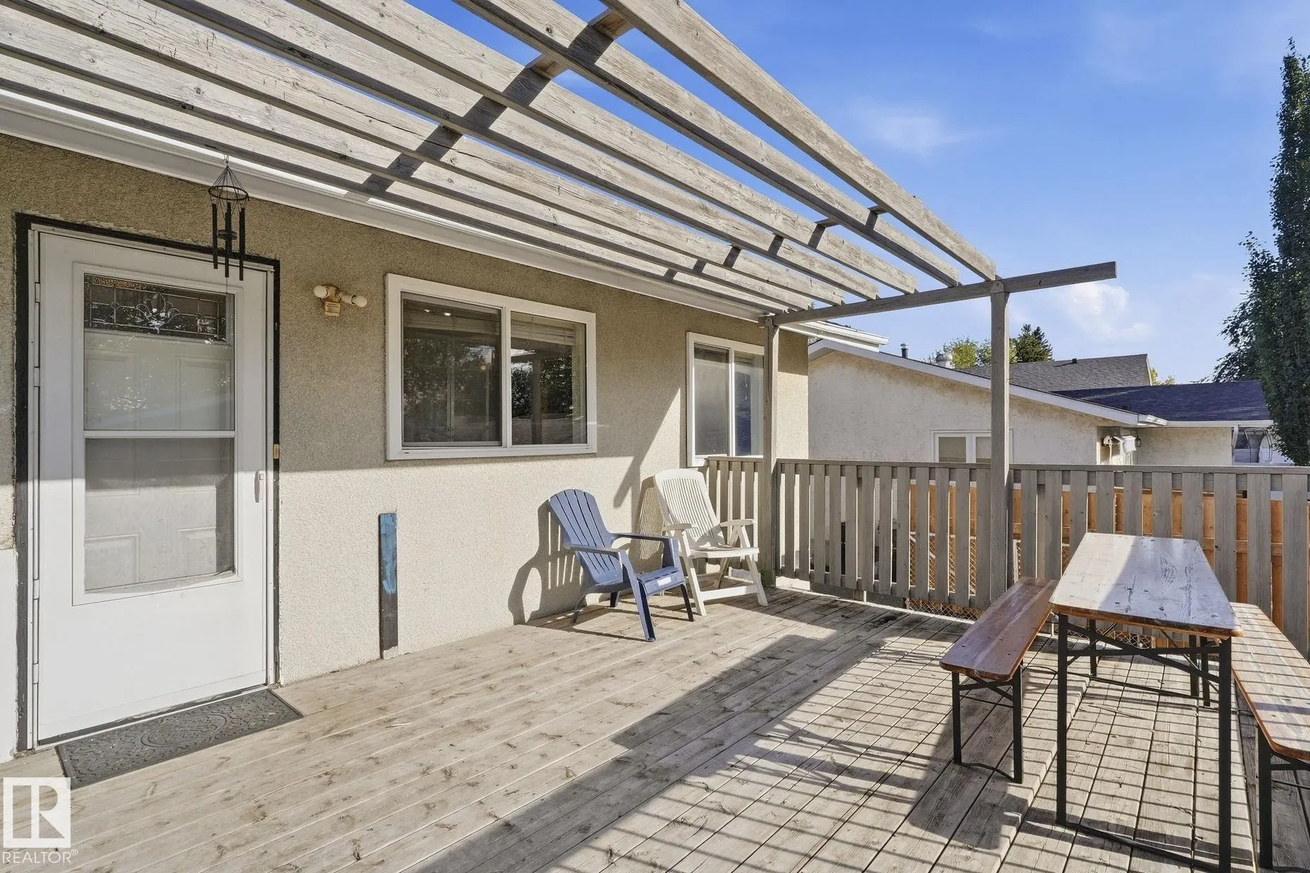 64 APACHE Crescent