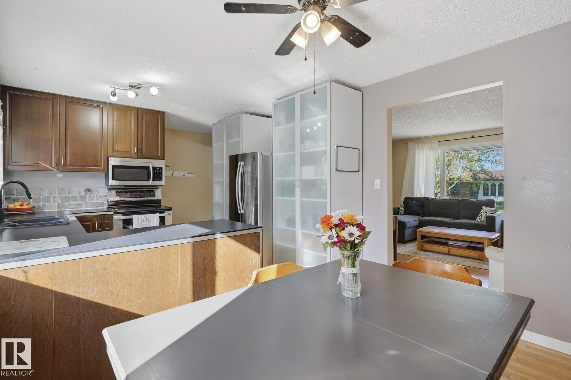 64 APACHE Crescent