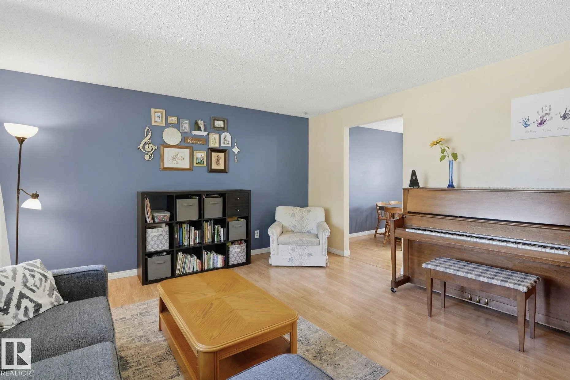 64 APACHE Crescent