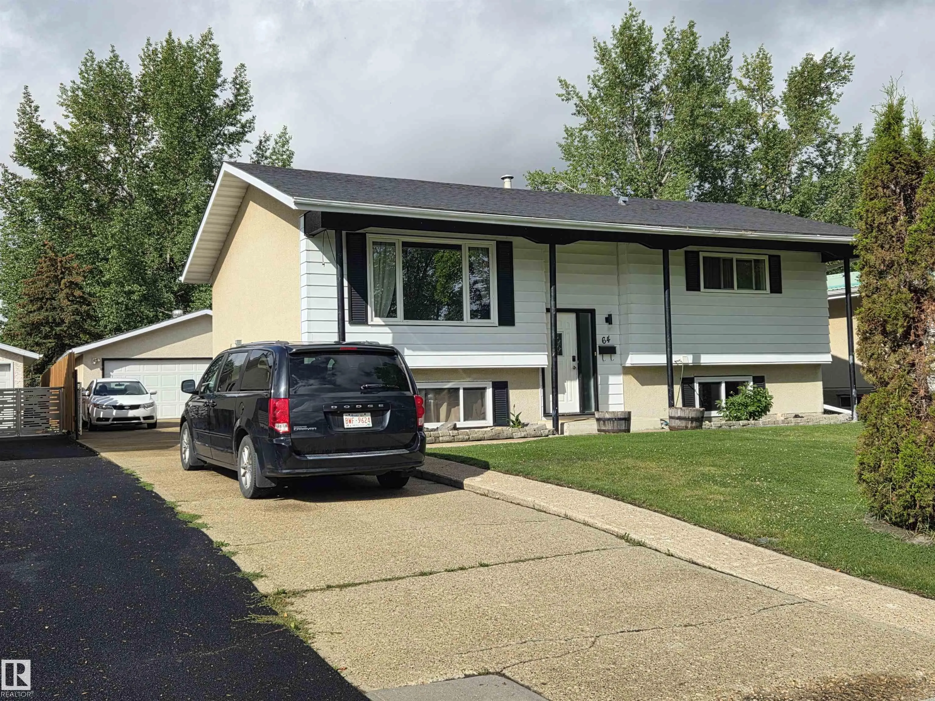64 APACHE Crescent