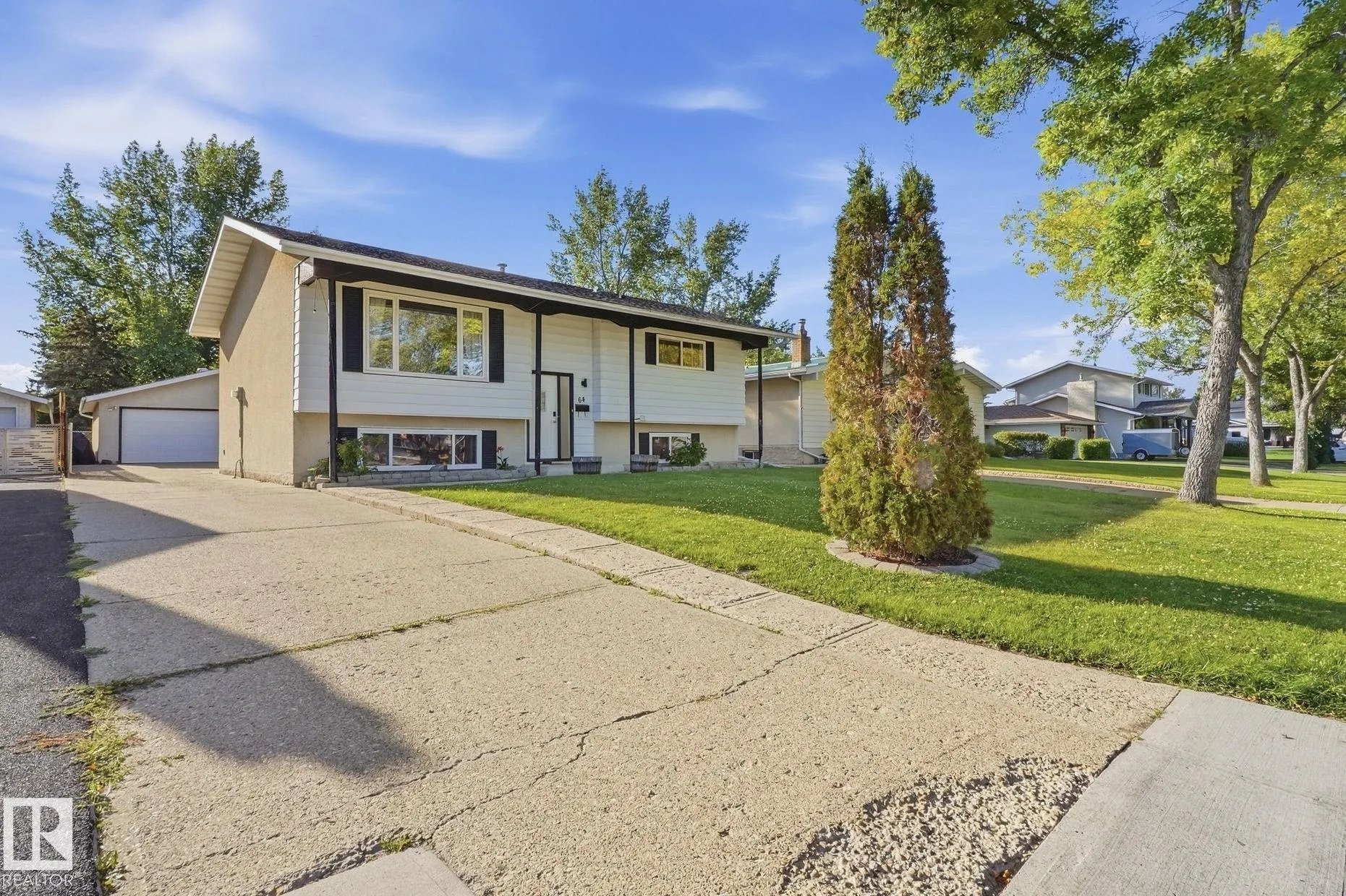 64 APACHE Crescent