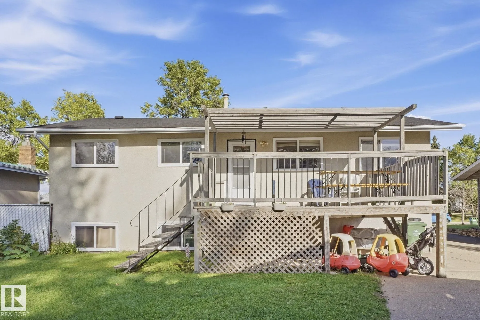 64 APACHE Crescent